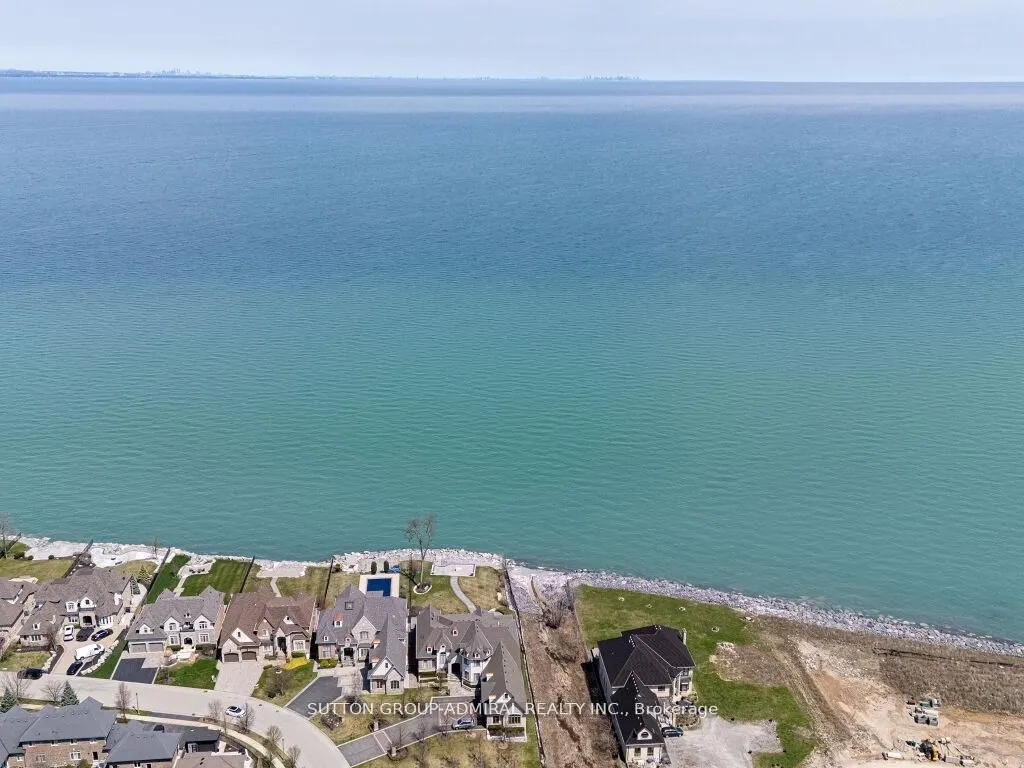 31 Palacebeach Trail