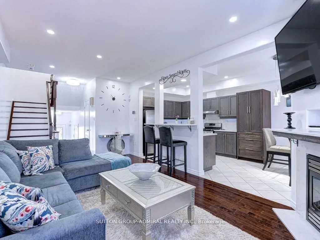 31 Palacebeach Trail