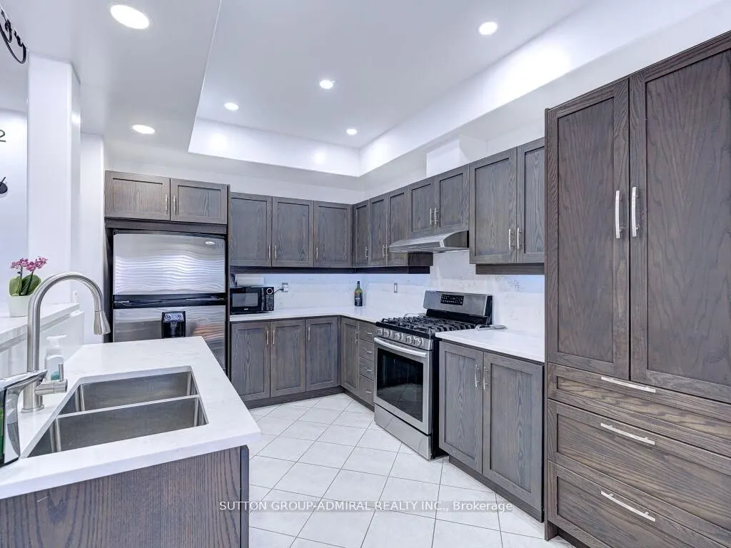 31 Palacebeach Trail