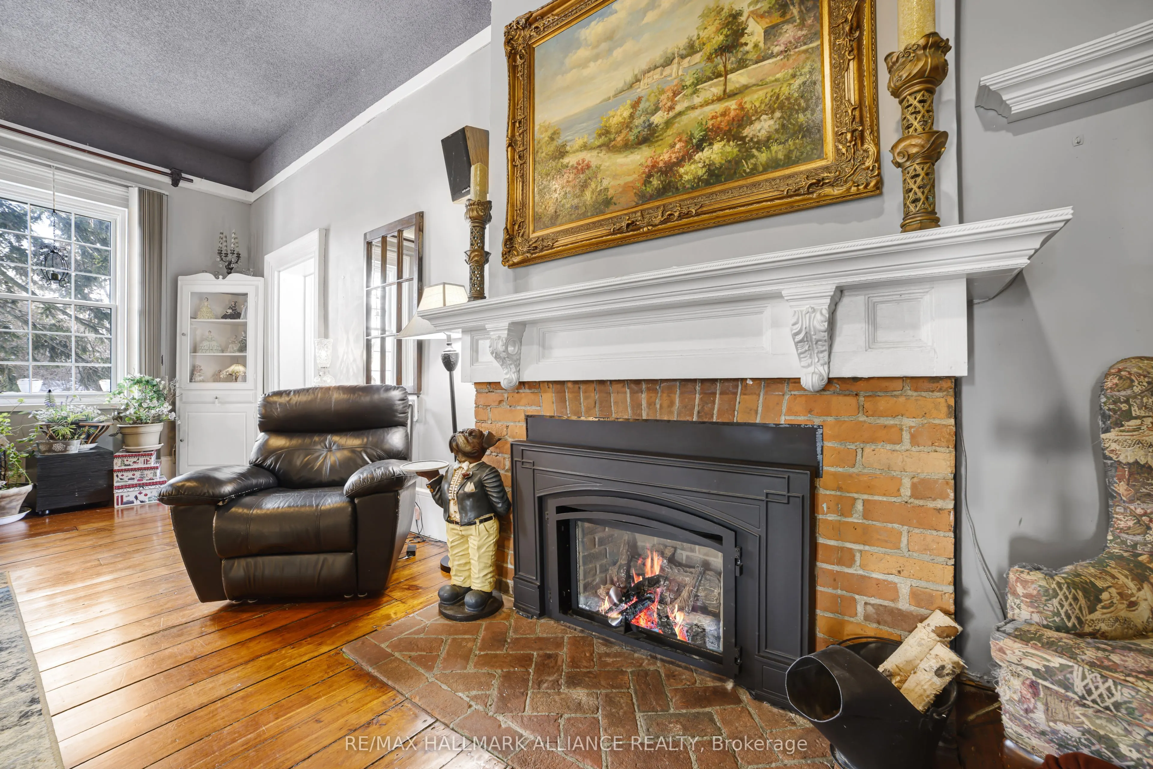 39 Lakeview Drive