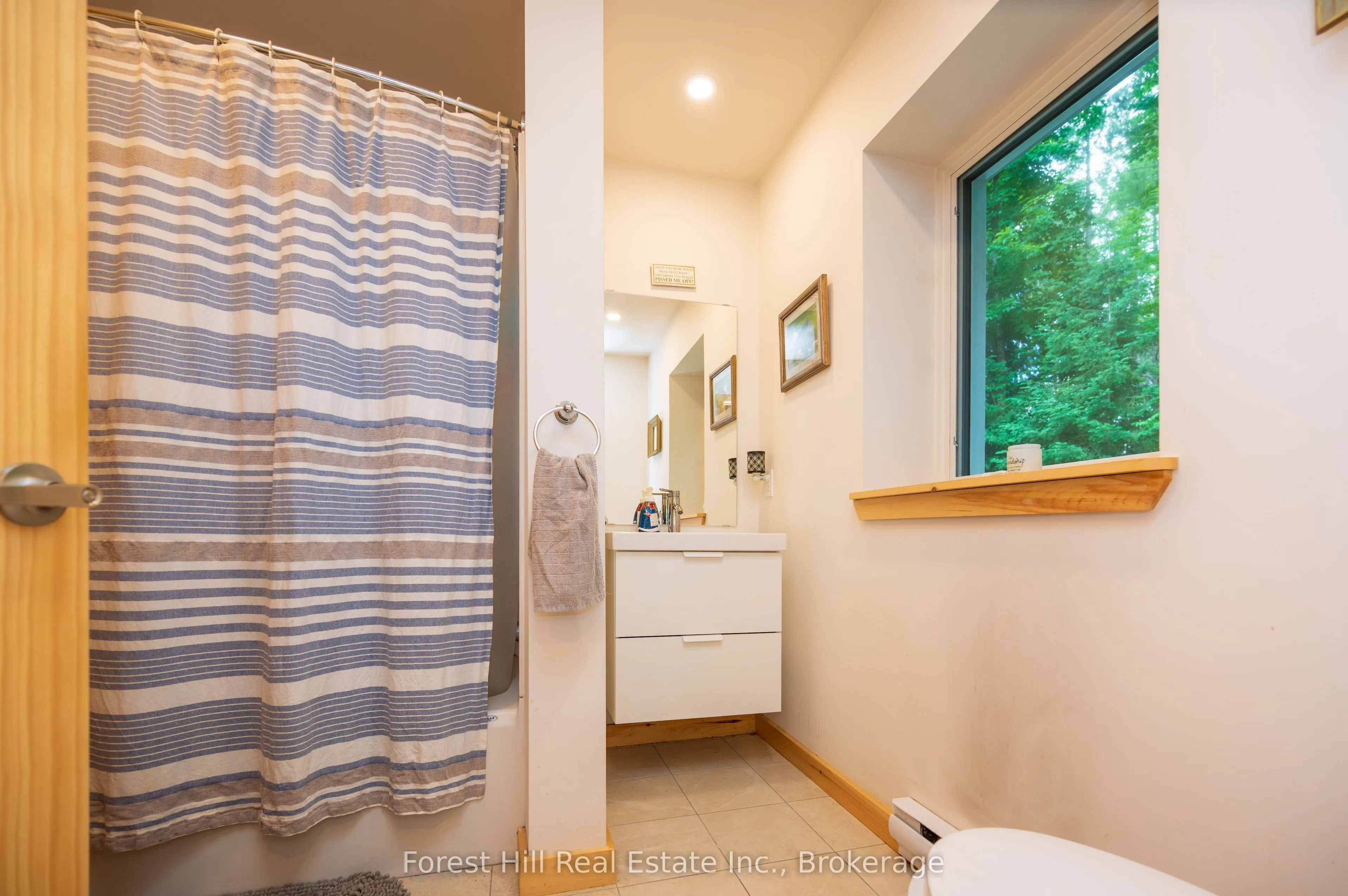 2776 MUSKOKA RD 117 Road S