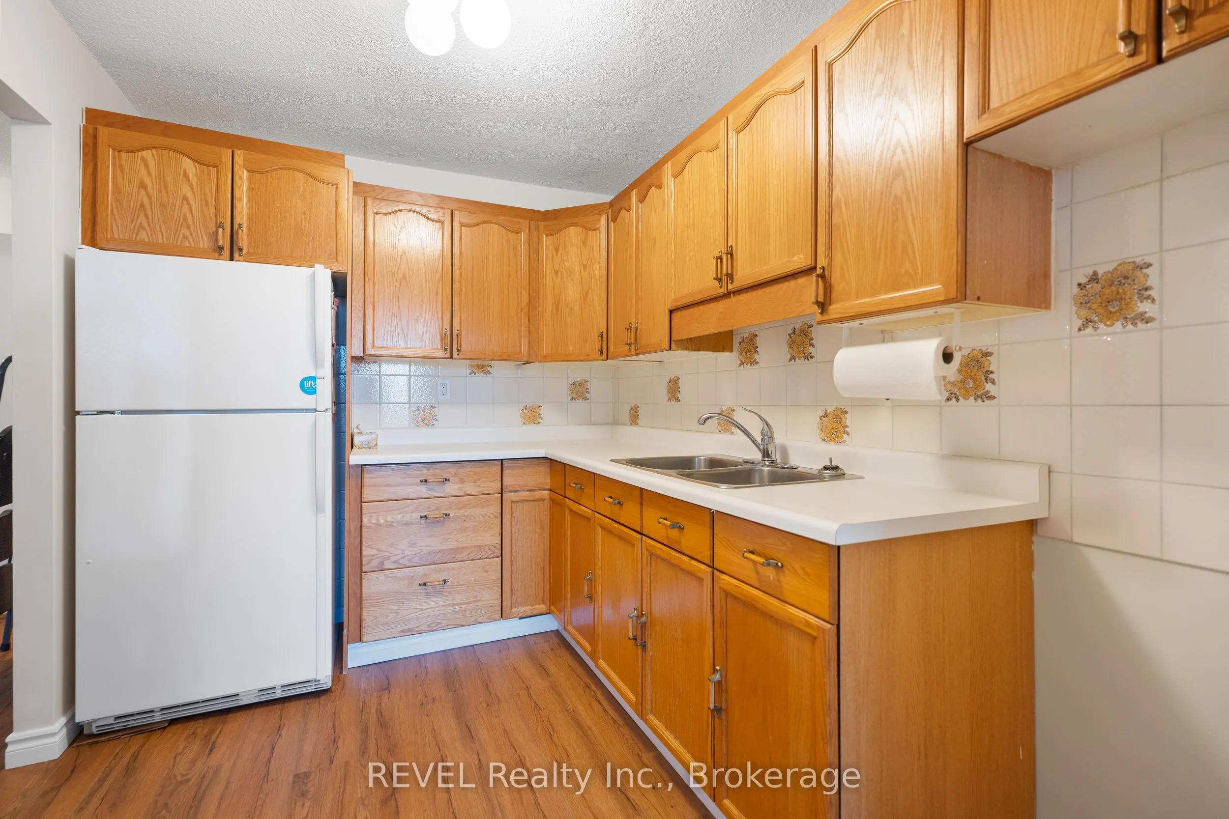 365 Geneva Street, #411
