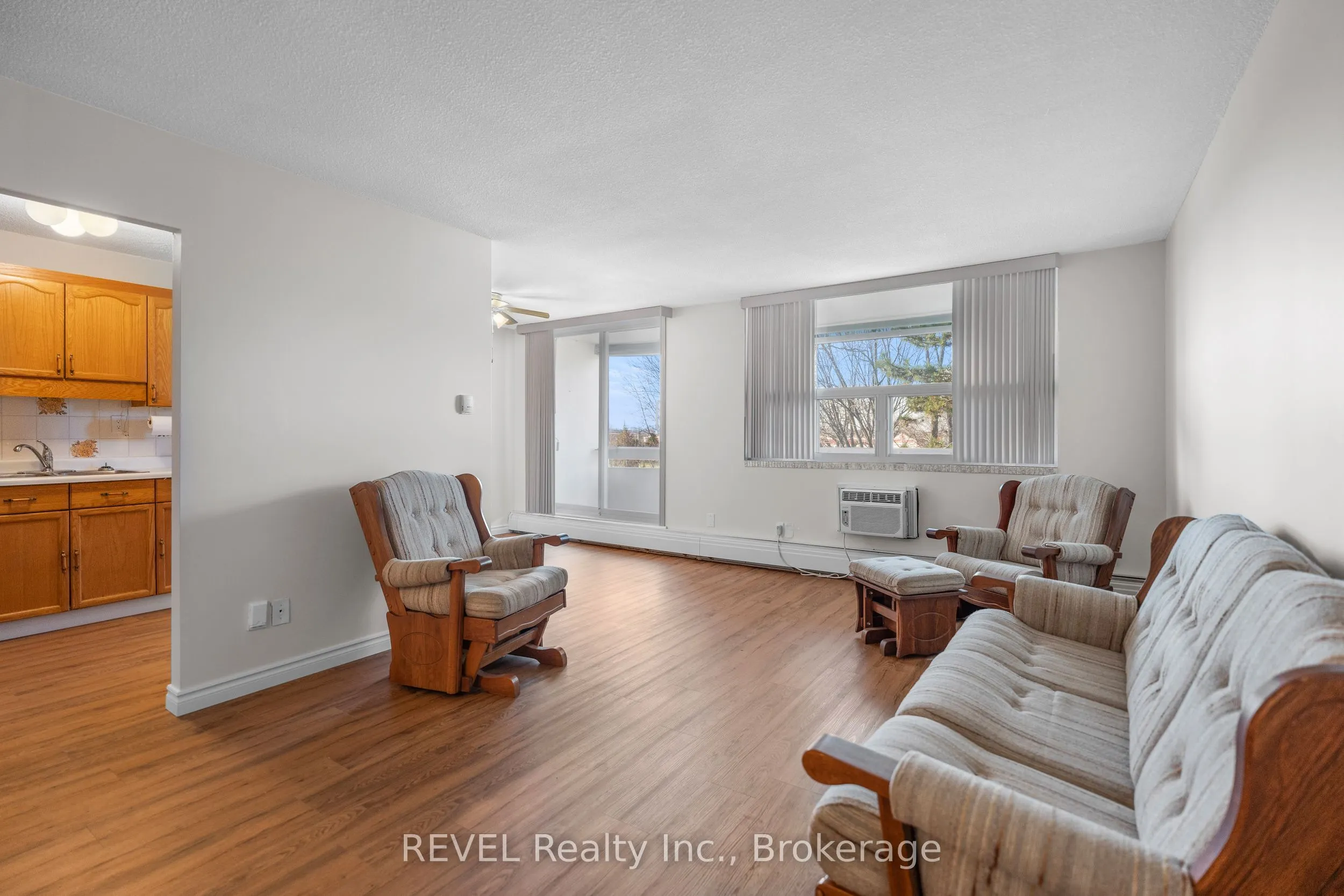 365 Geneva Street, #411
