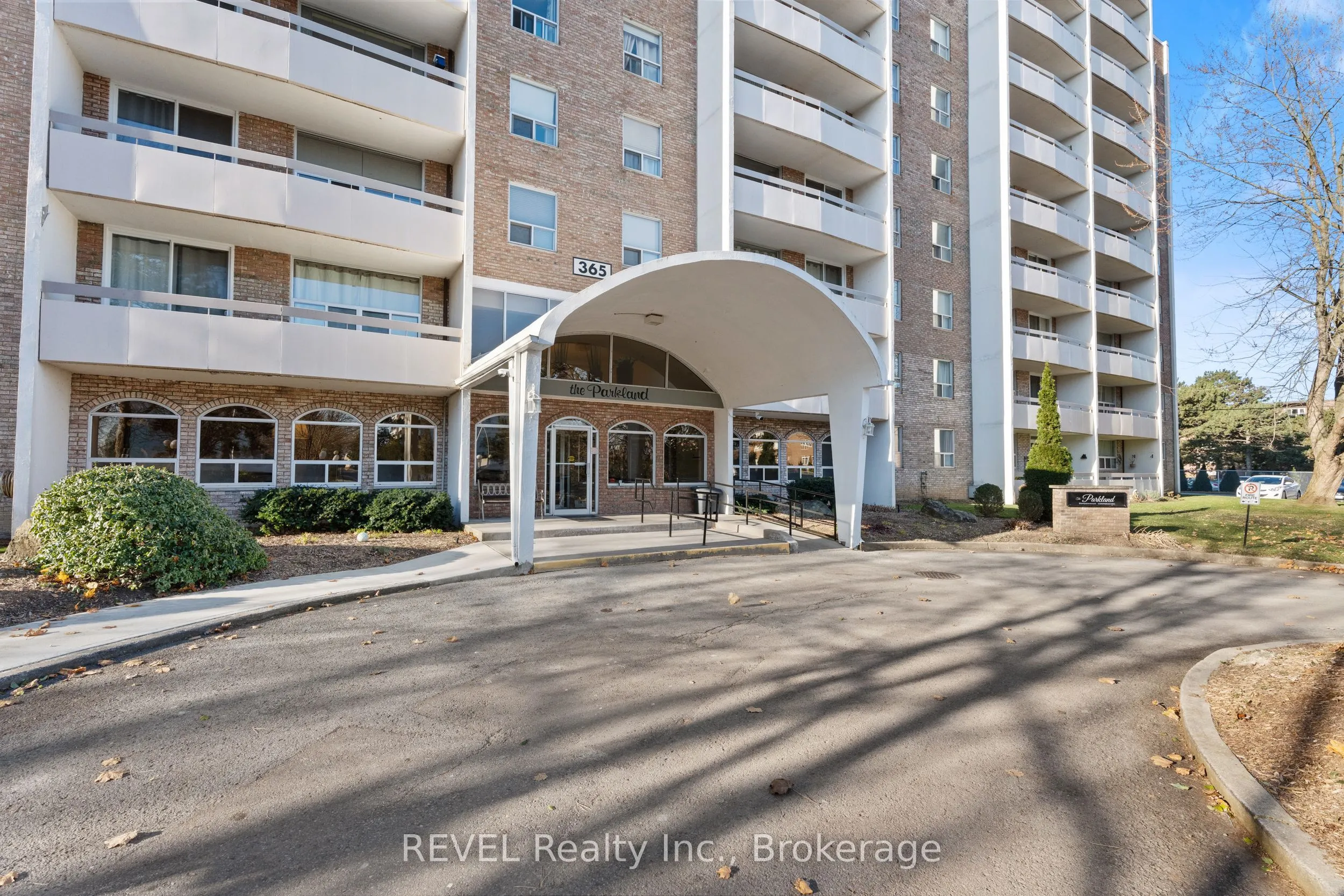 365 Geneva Street, #411