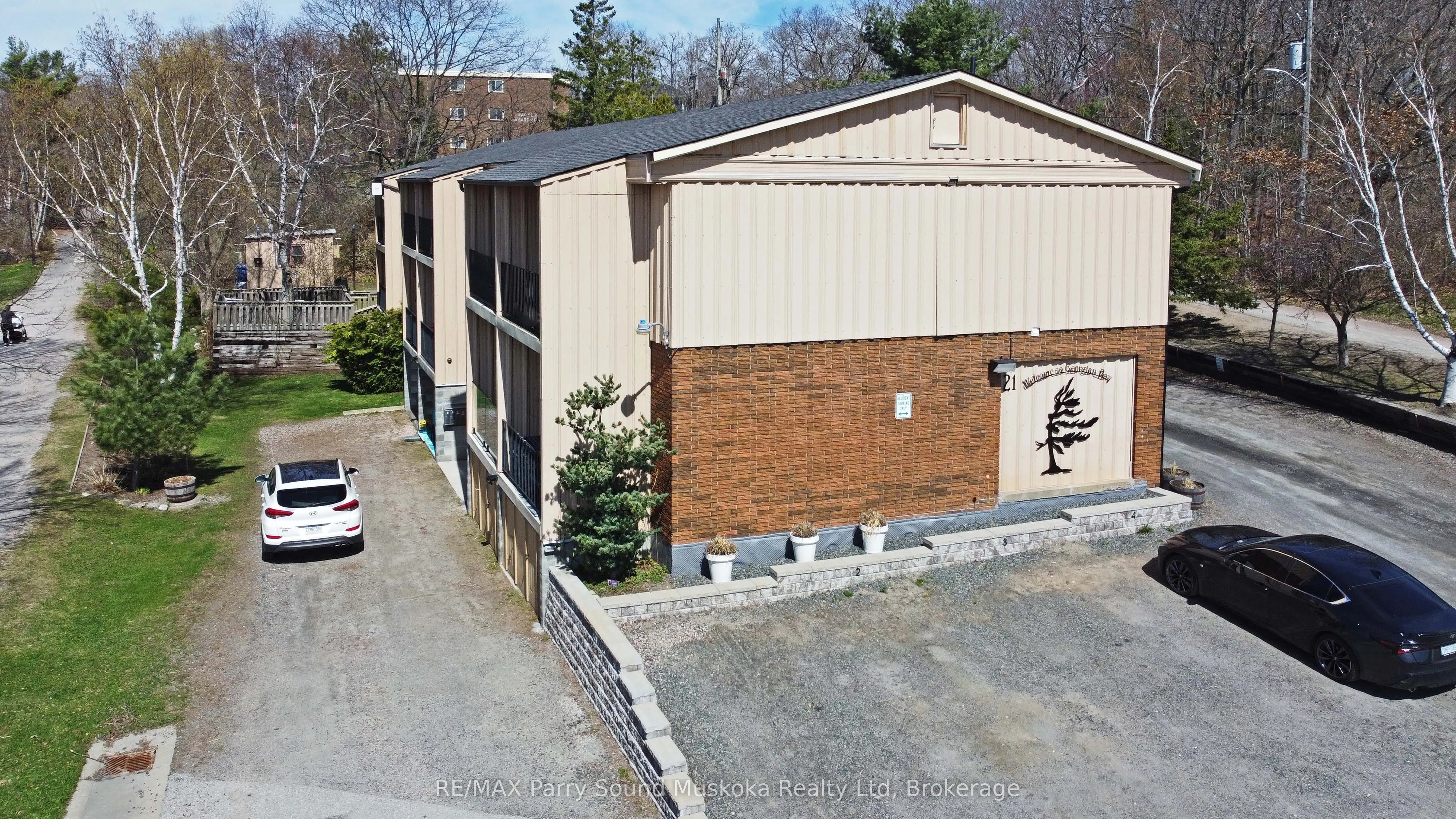 21 Prospect Street, #7