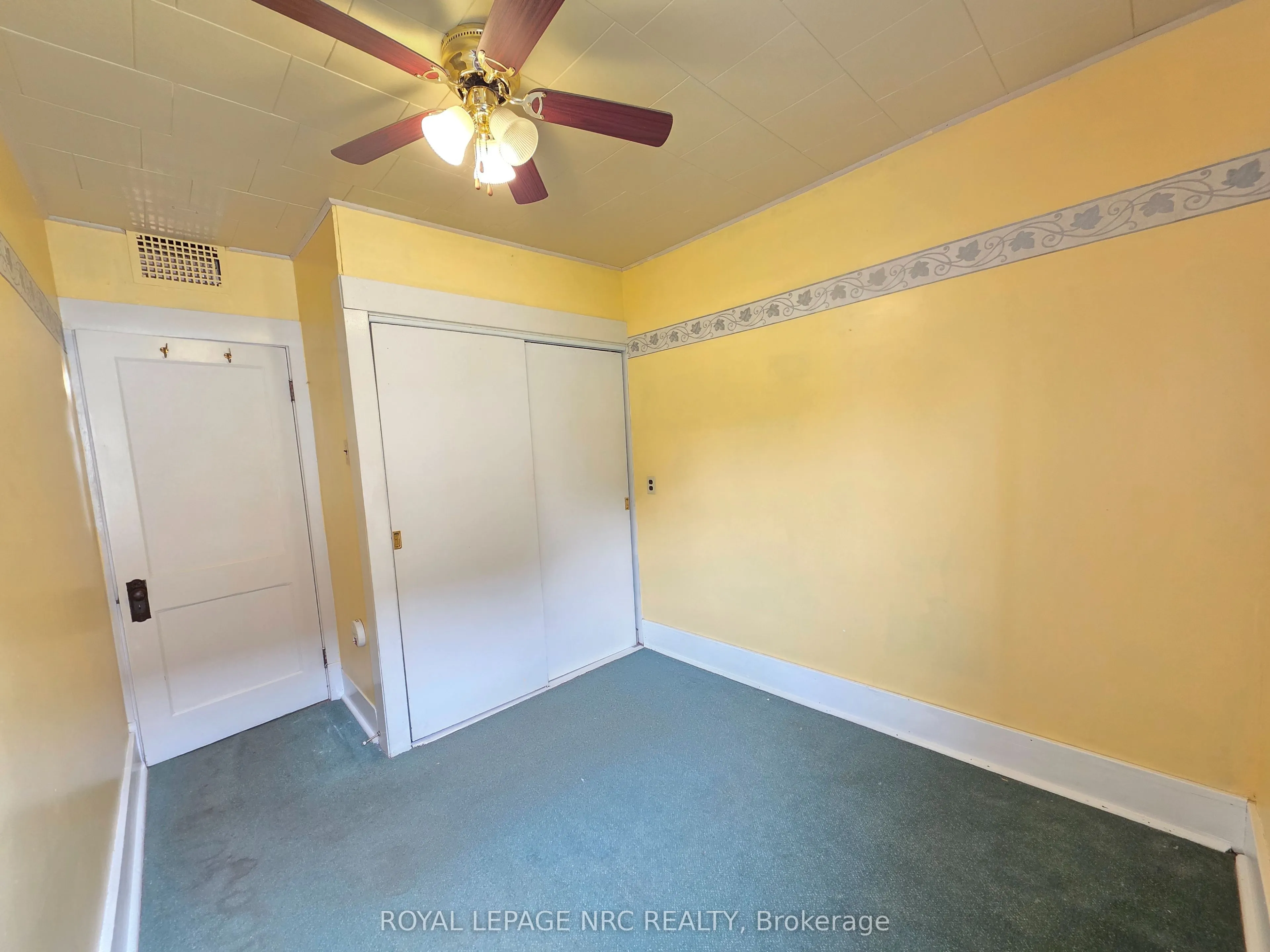 103 Main Street E