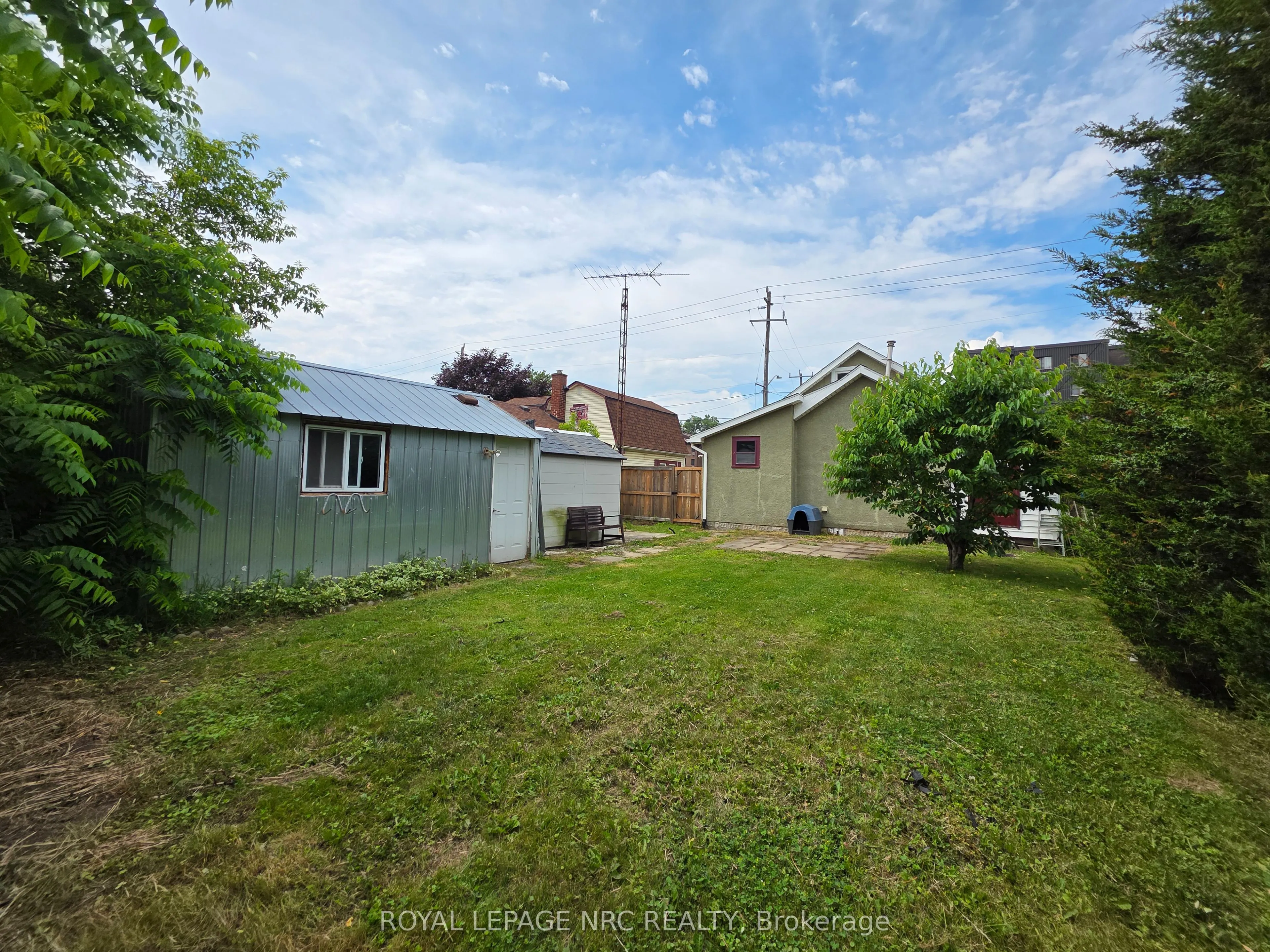 103 Main Street E