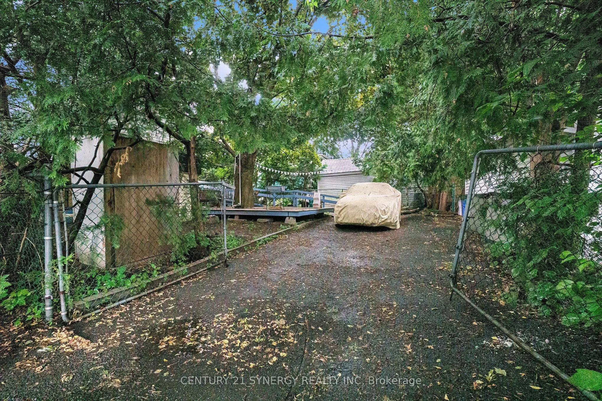 327 Richelieu Avenue