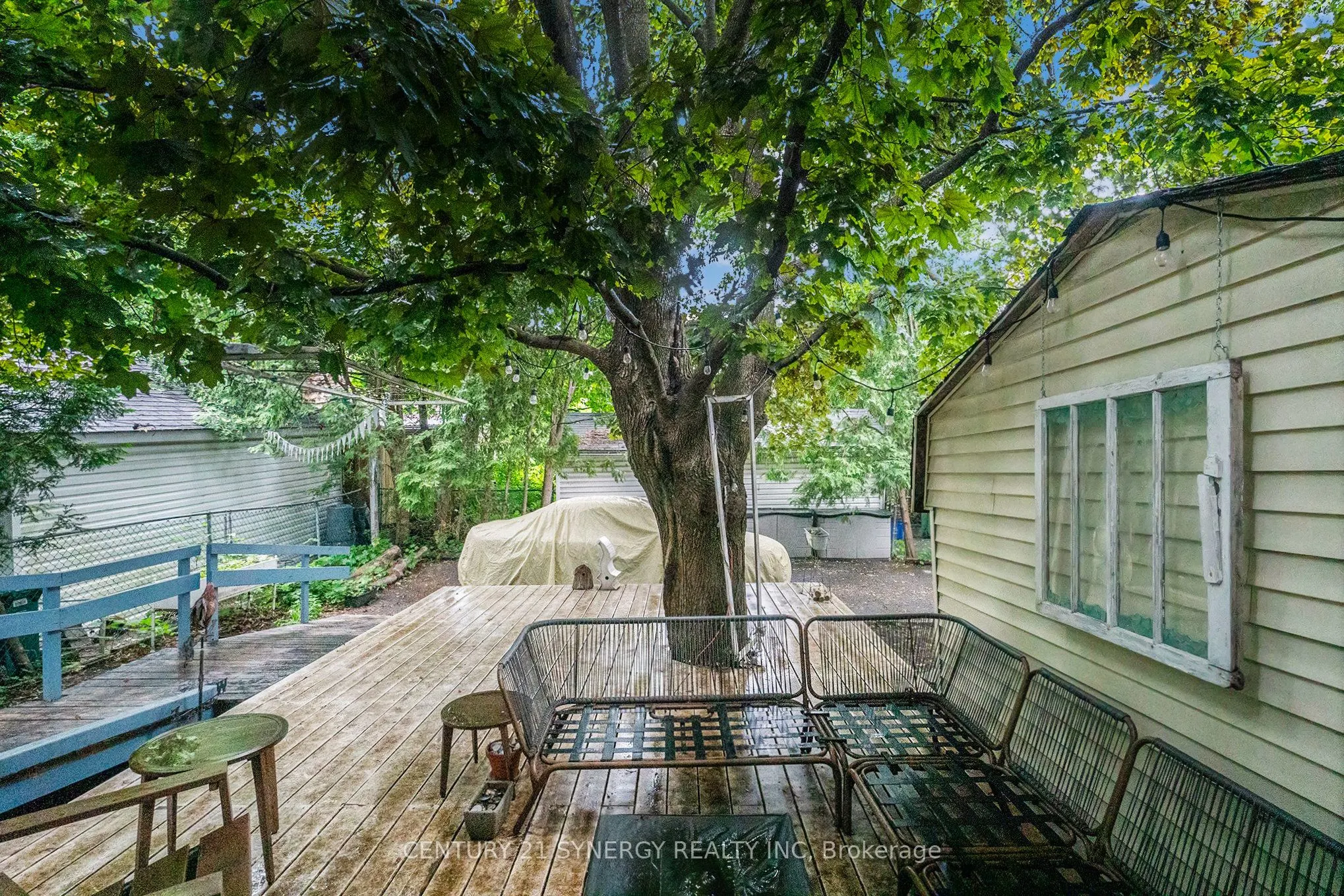 327 Richelieu Avenue
