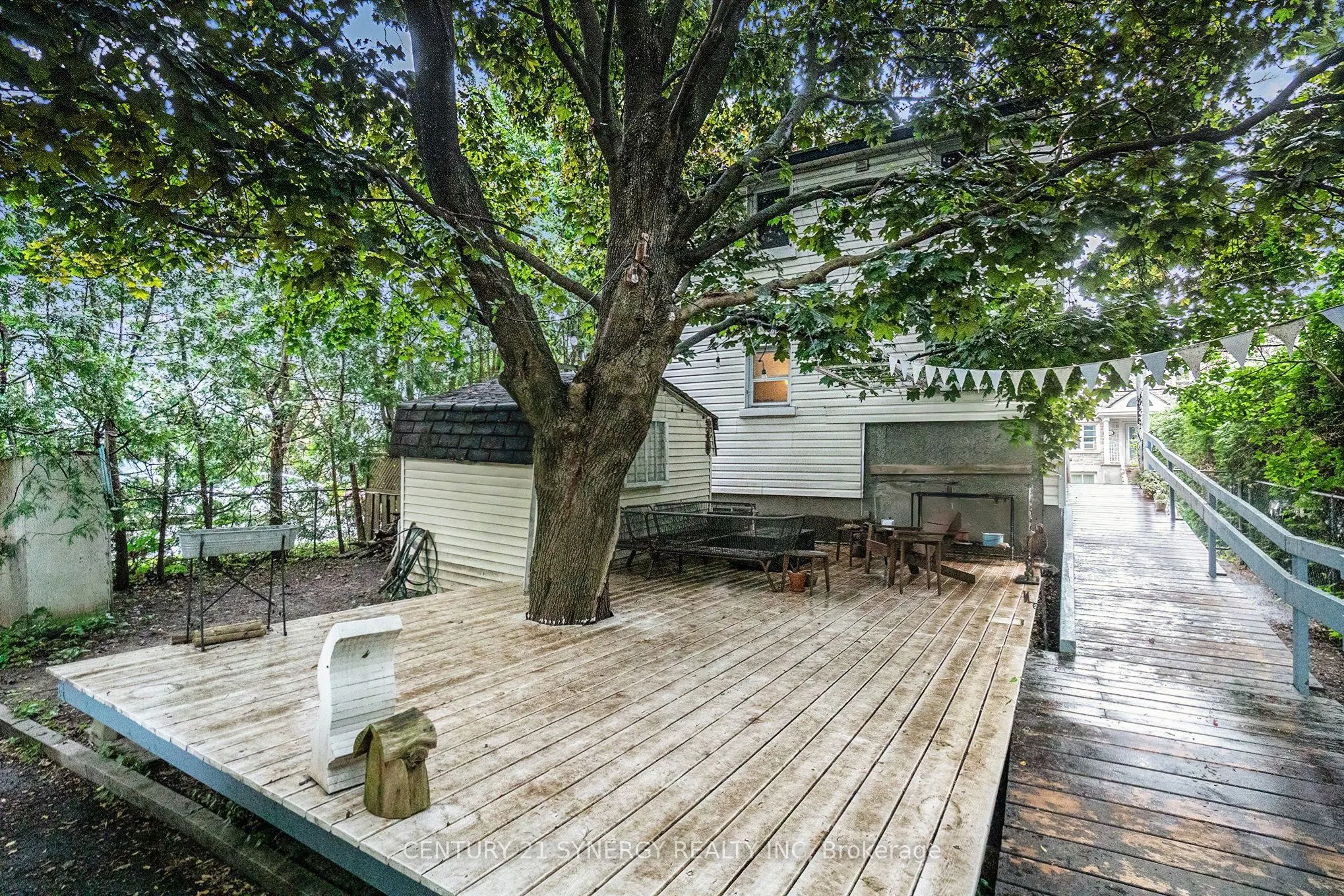 327 Richelieu Avenue