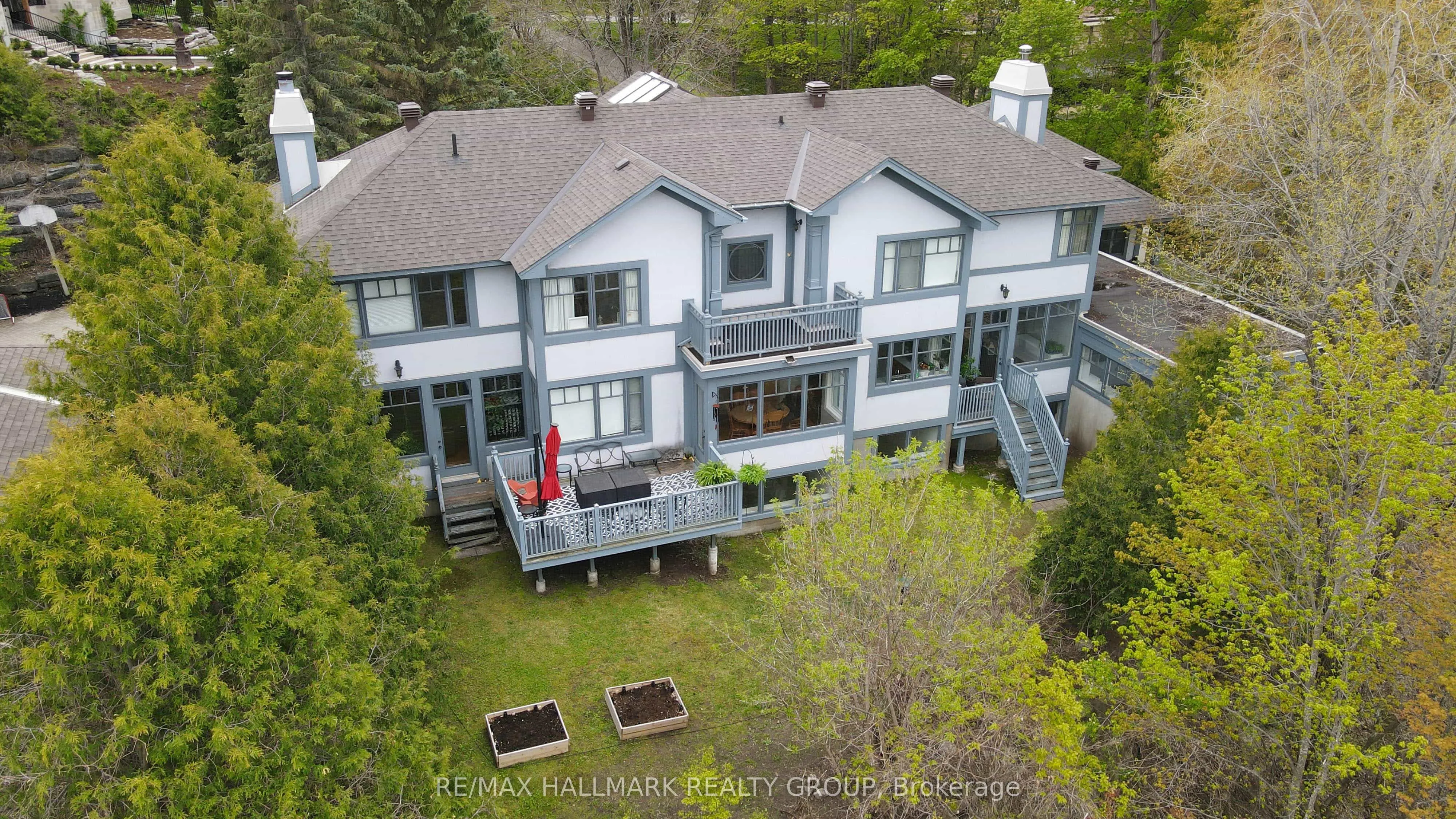 23 DAVIDSON Drive