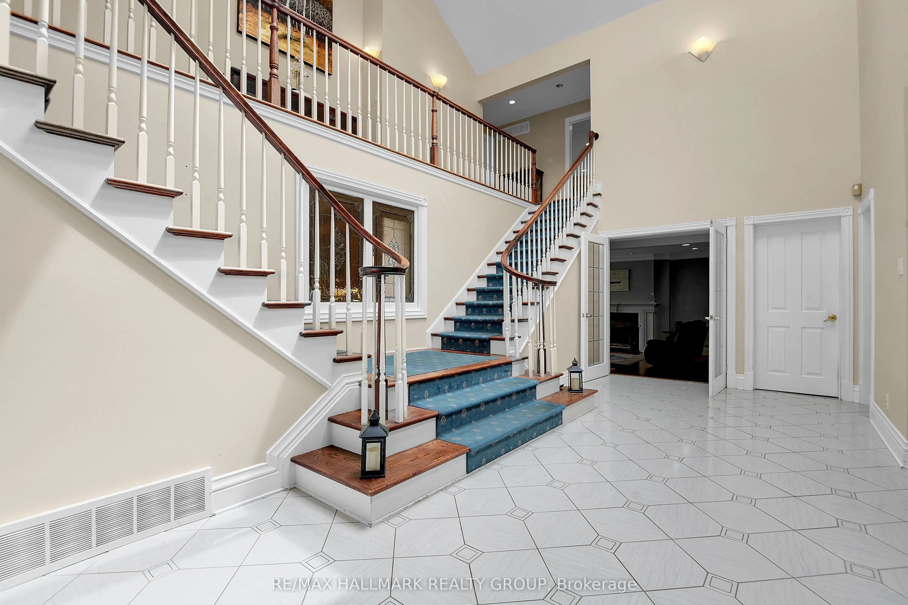 23 DAVIDSON Drive