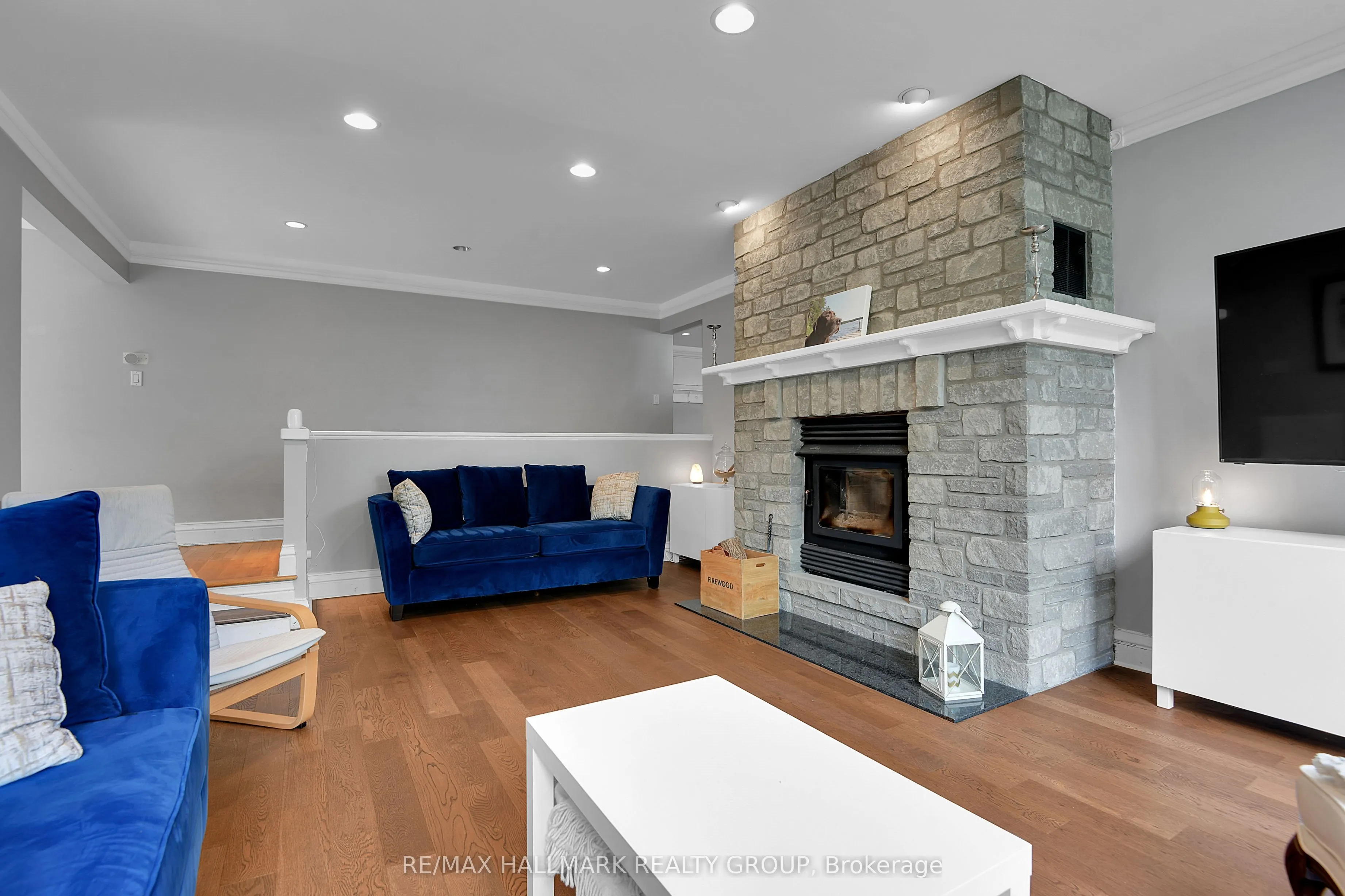 23 DAVIDSON Drive
