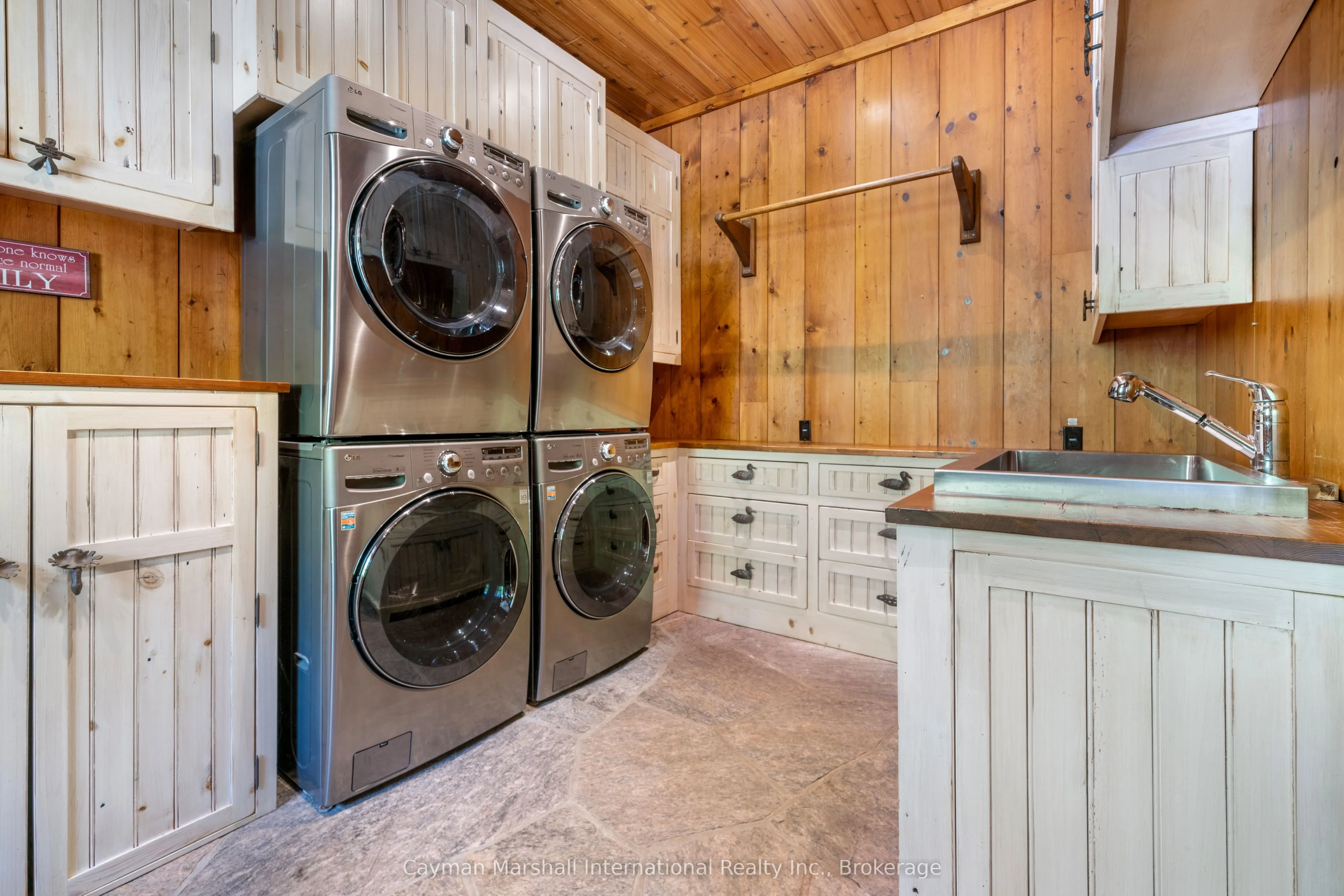1100 Delbrooke Road, #2