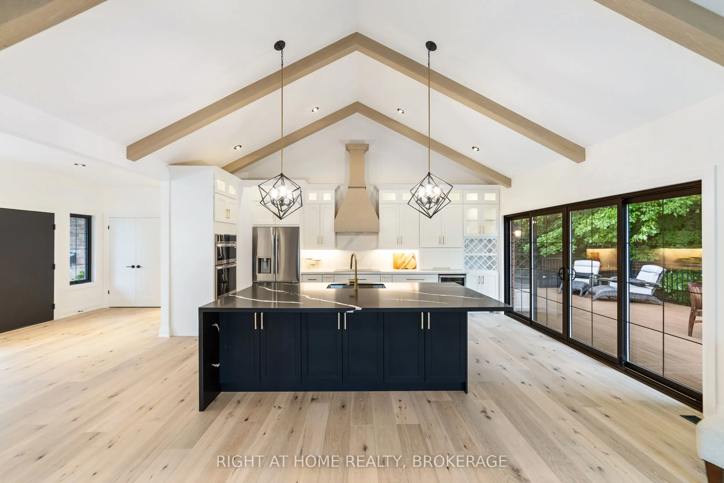 515 Hamilton Drive