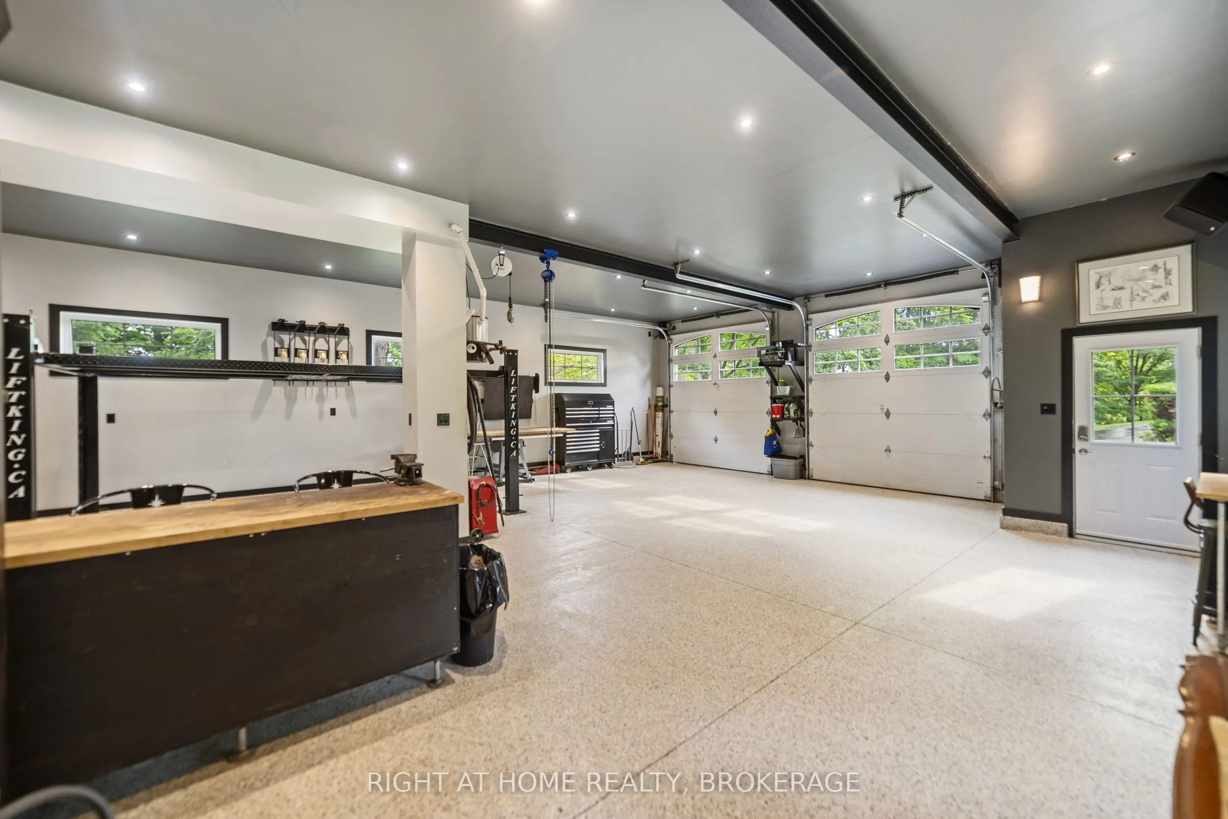 515 Hamilton Drive