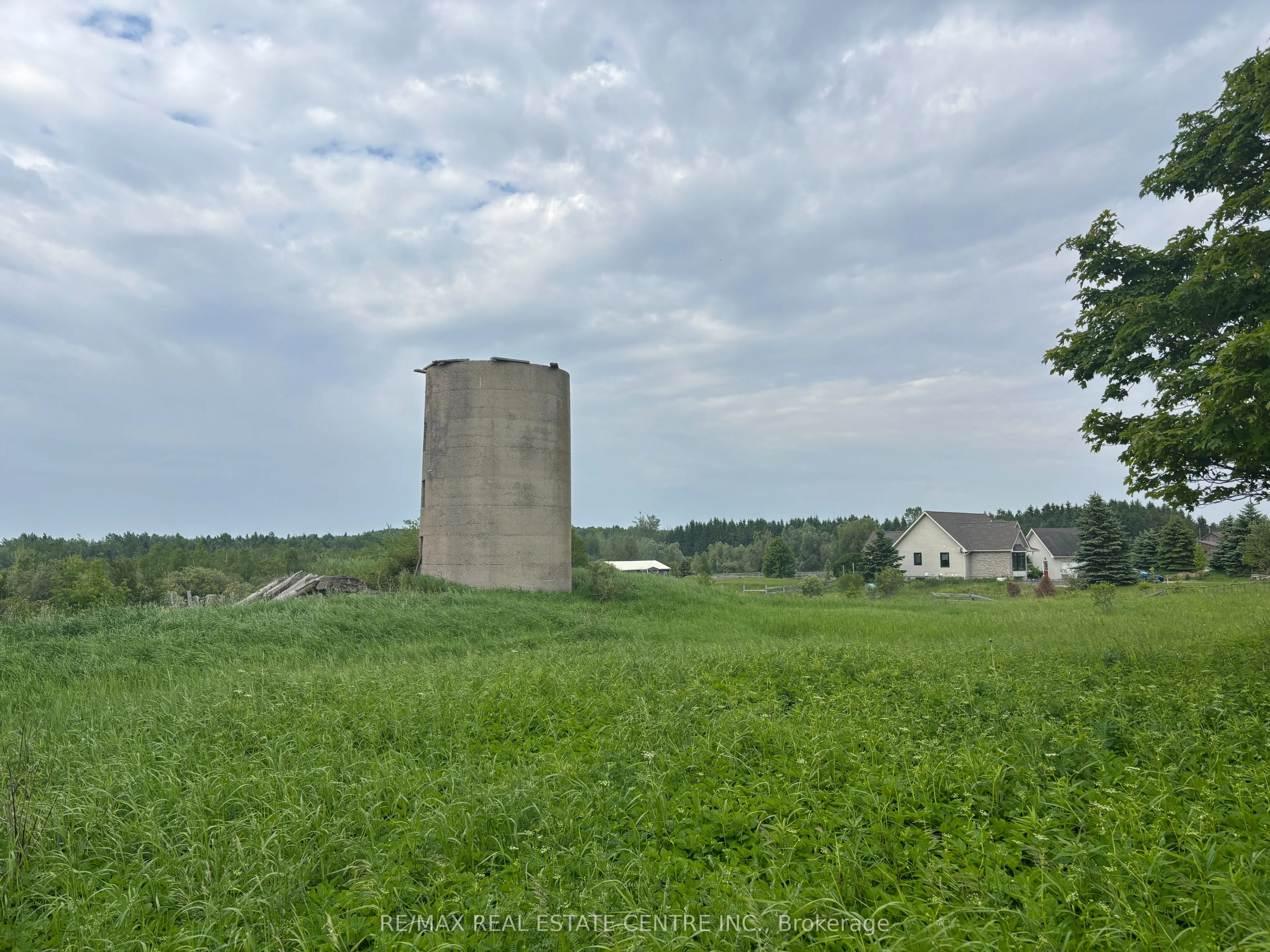 285396 CR 10 Road