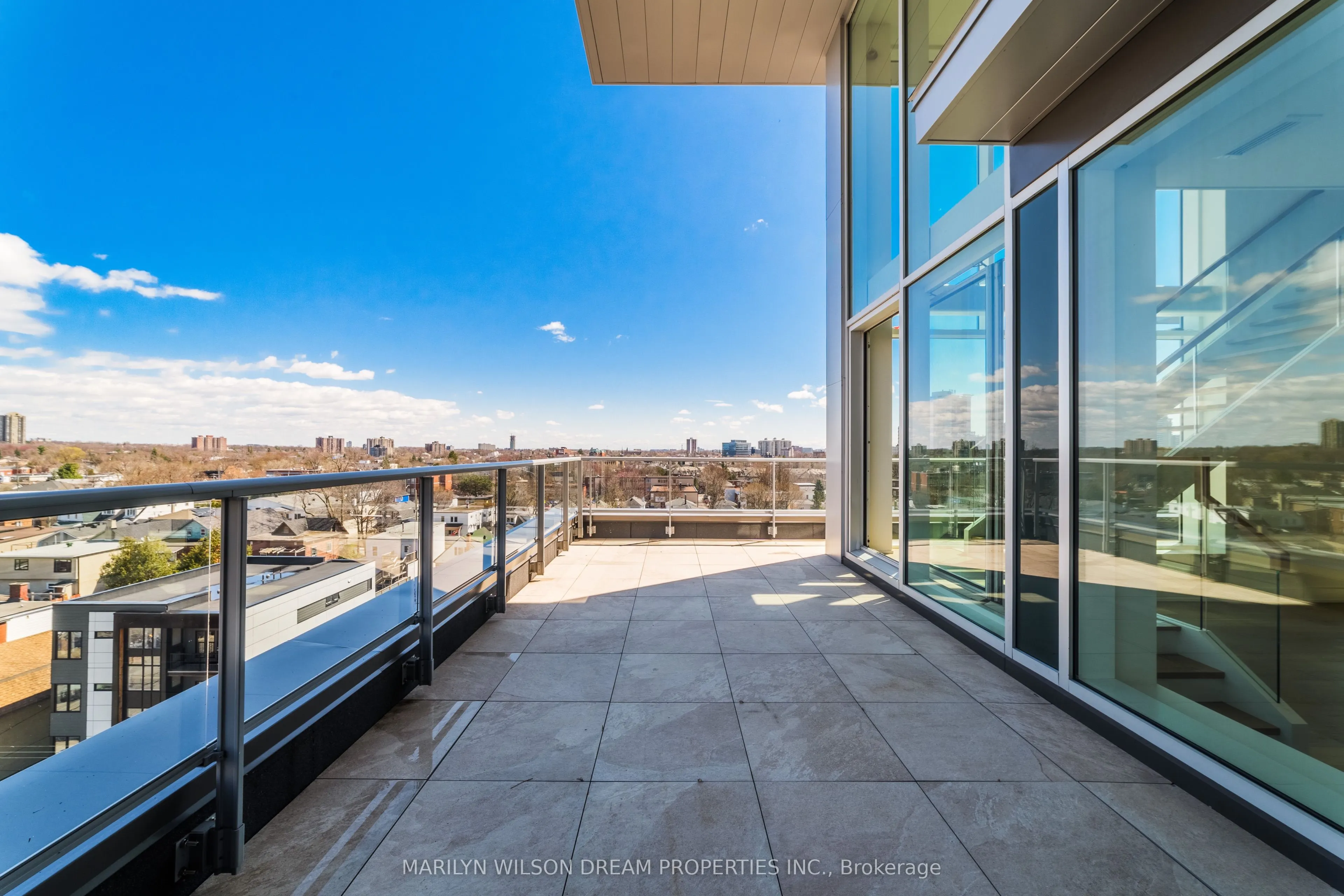 135 Barrette Street, #PH3