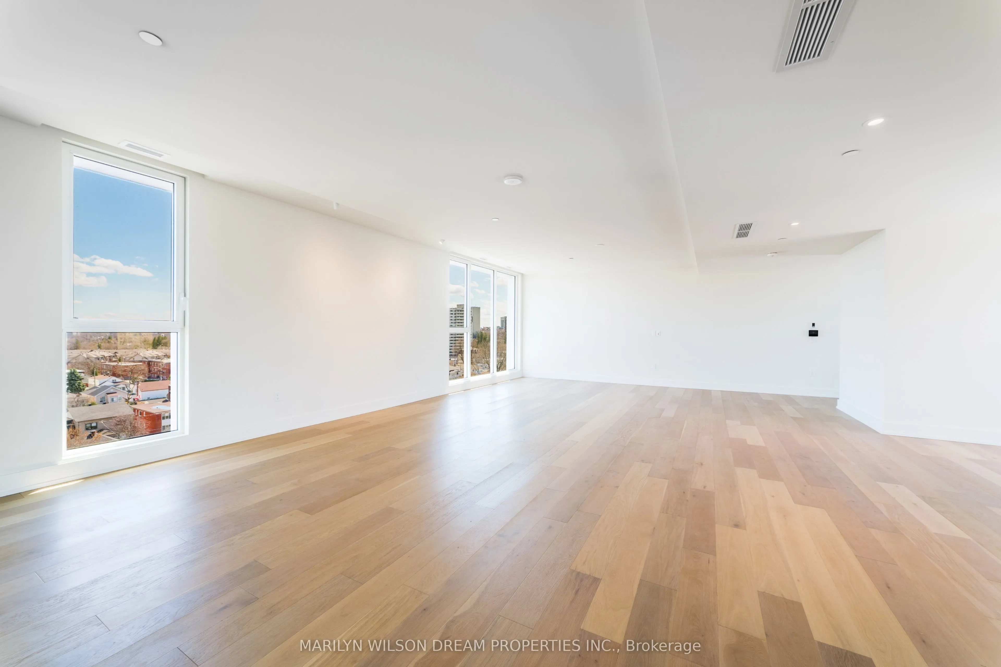 135 Barrette Street, #PH3