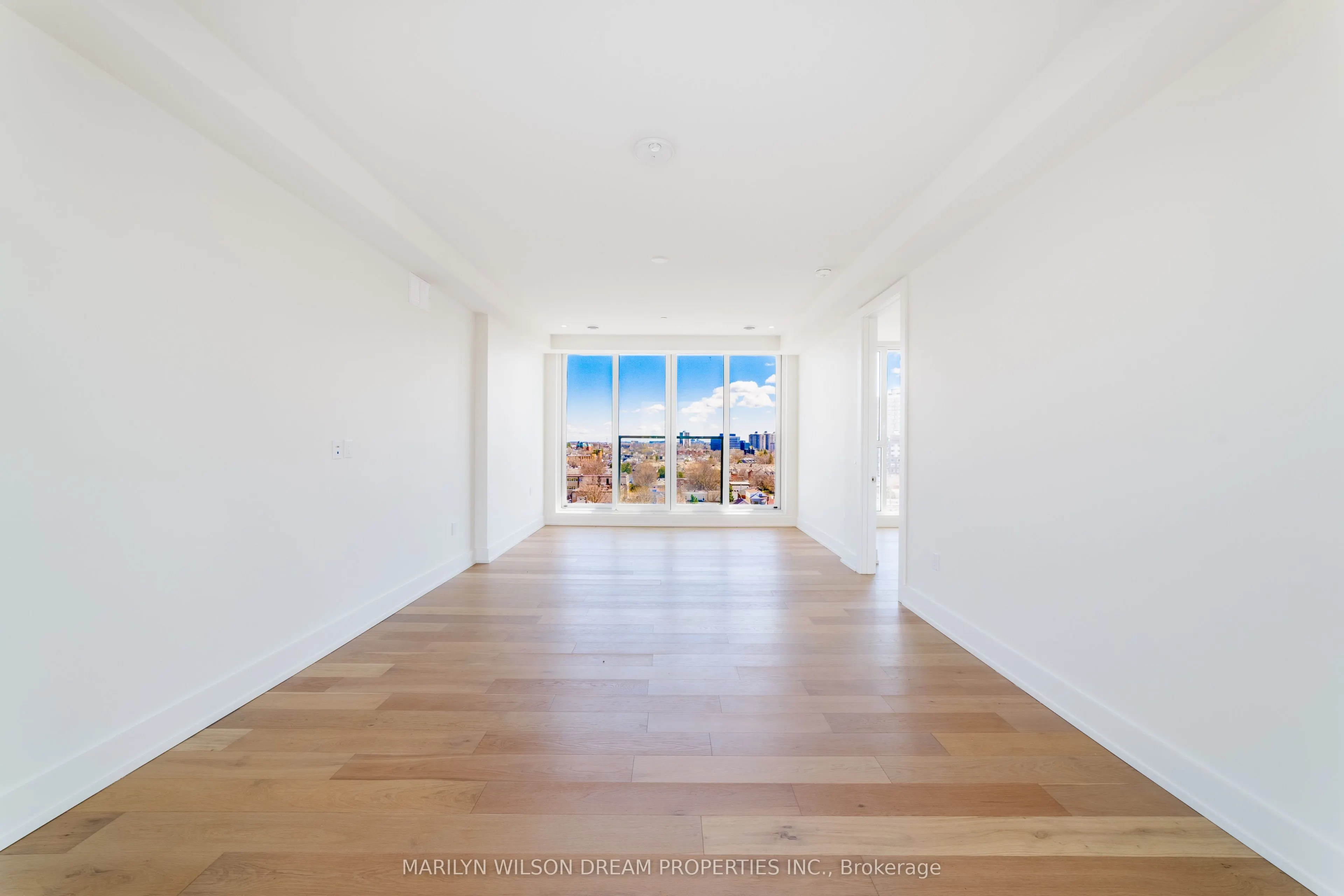 135 Barrette Street, #PH3