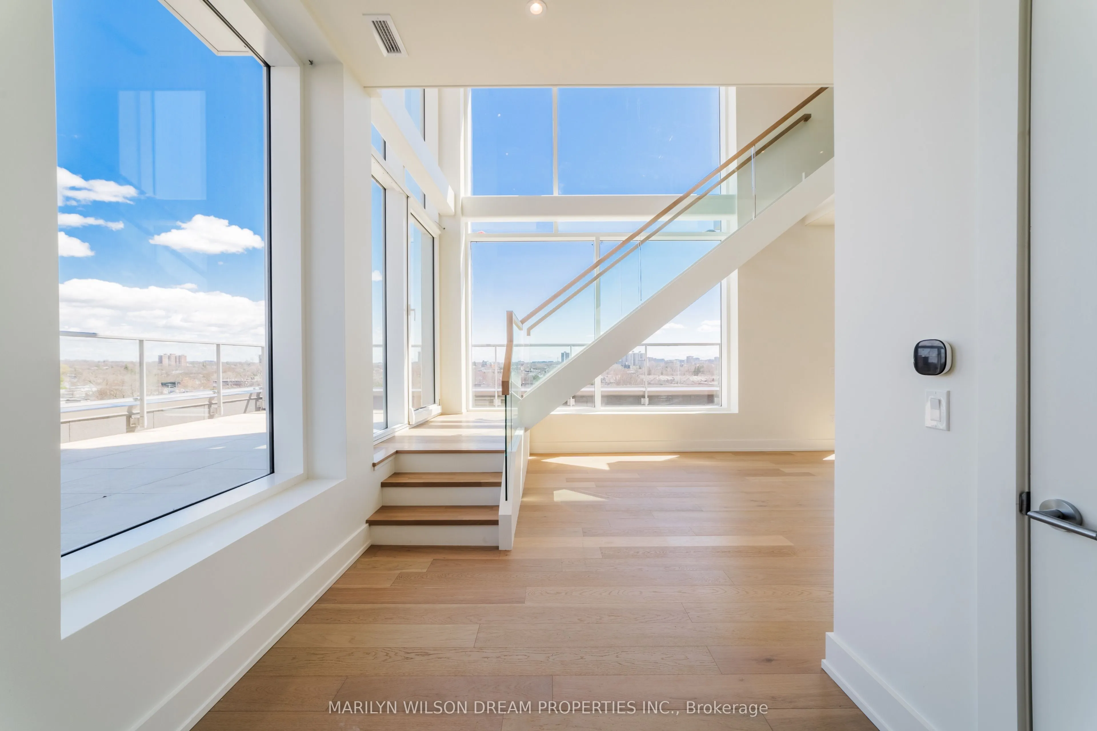 135 Barrette Street, #PH3