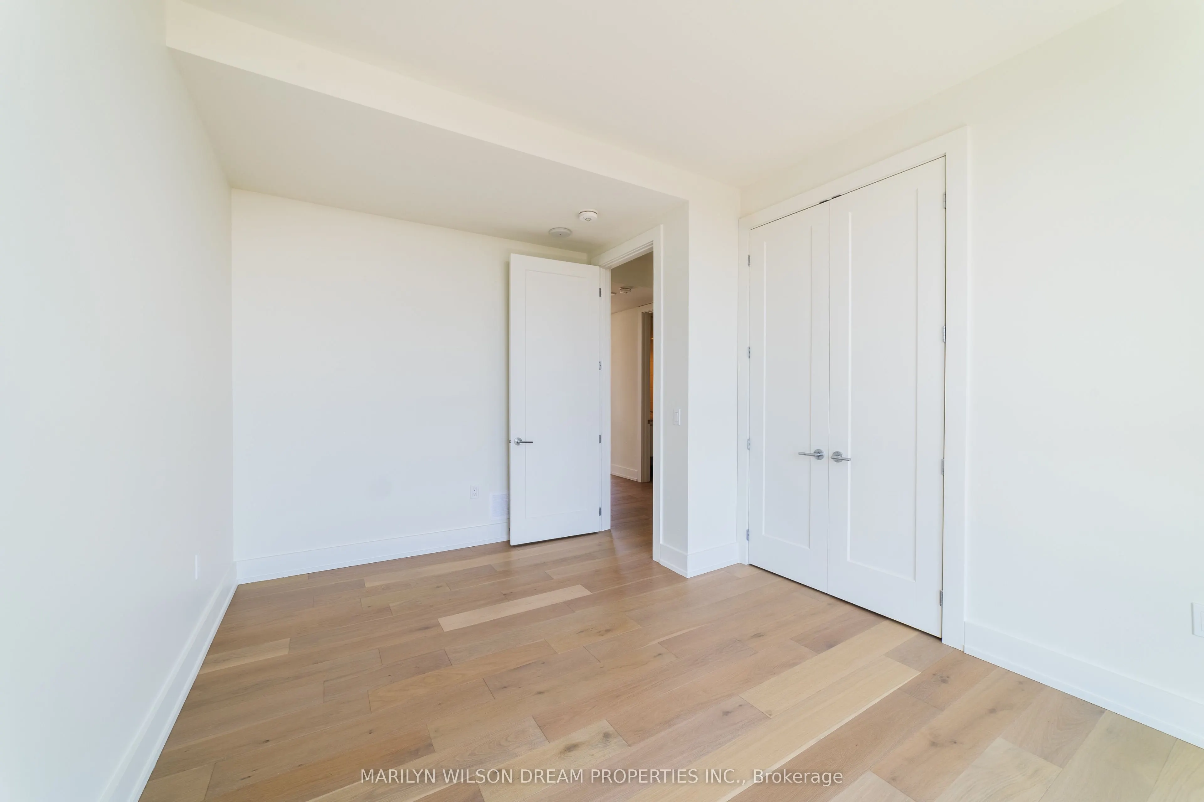 135 Barrette Street, #PH3