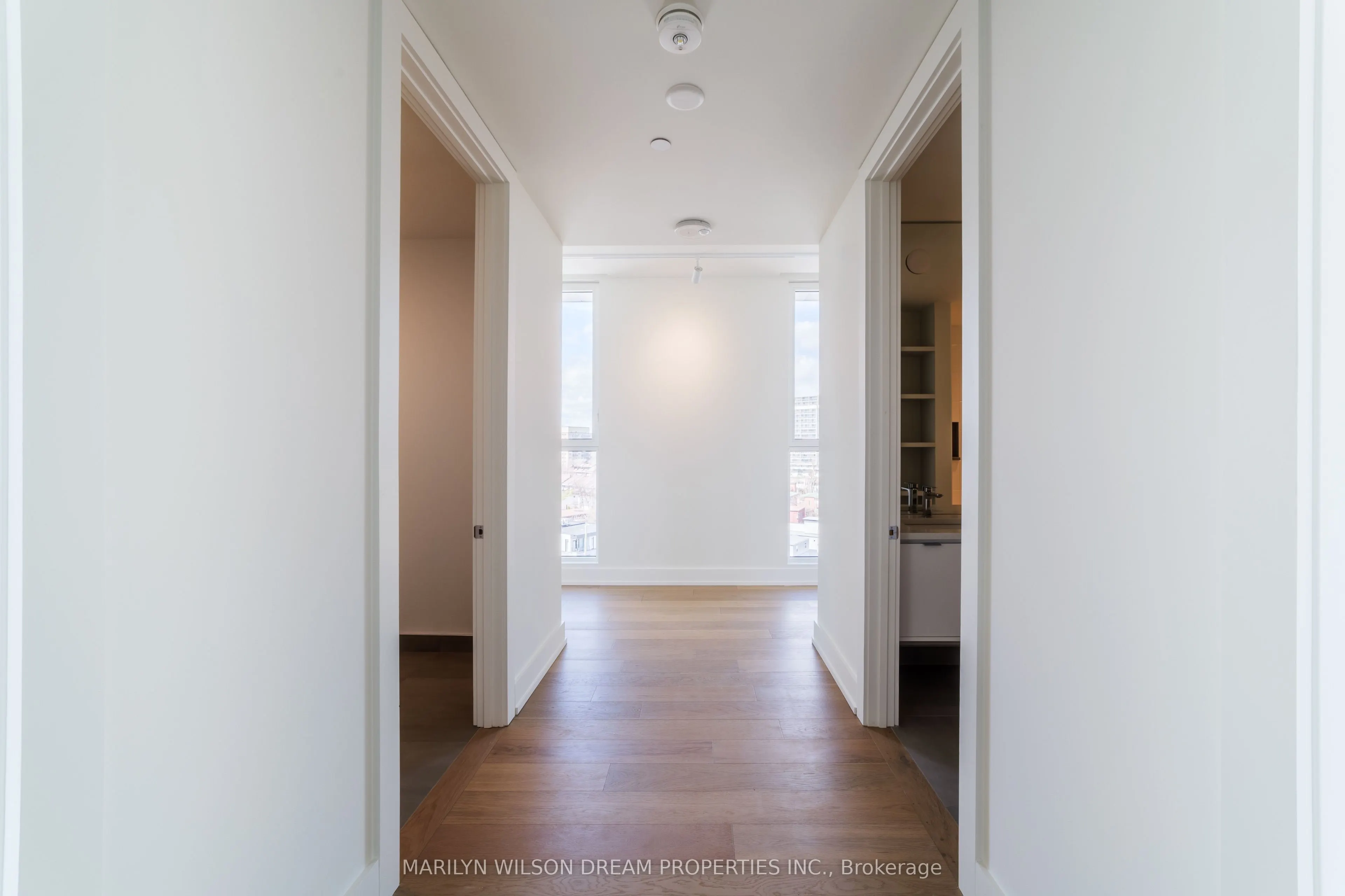 135 Barrette Street, #PH3