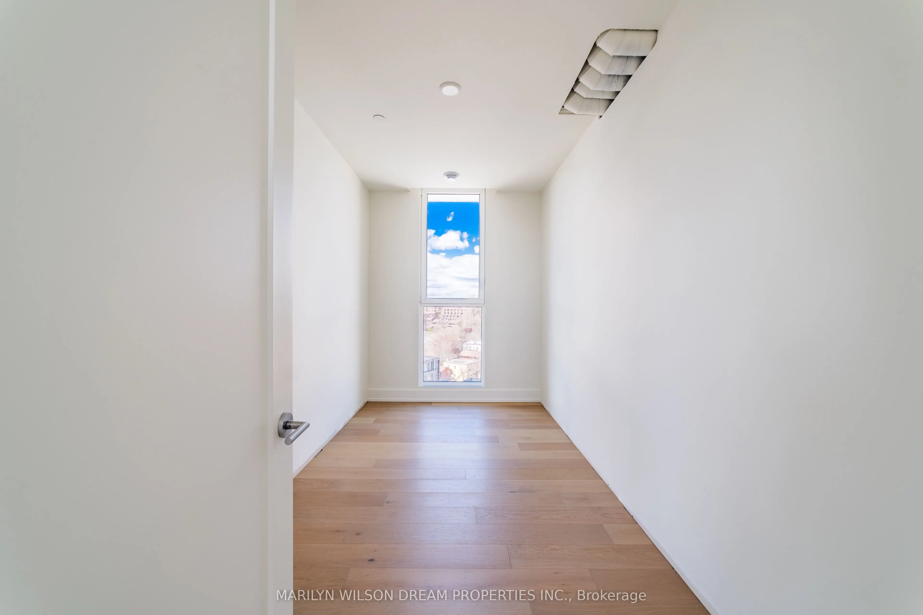 135 Barrette Street, #PH3