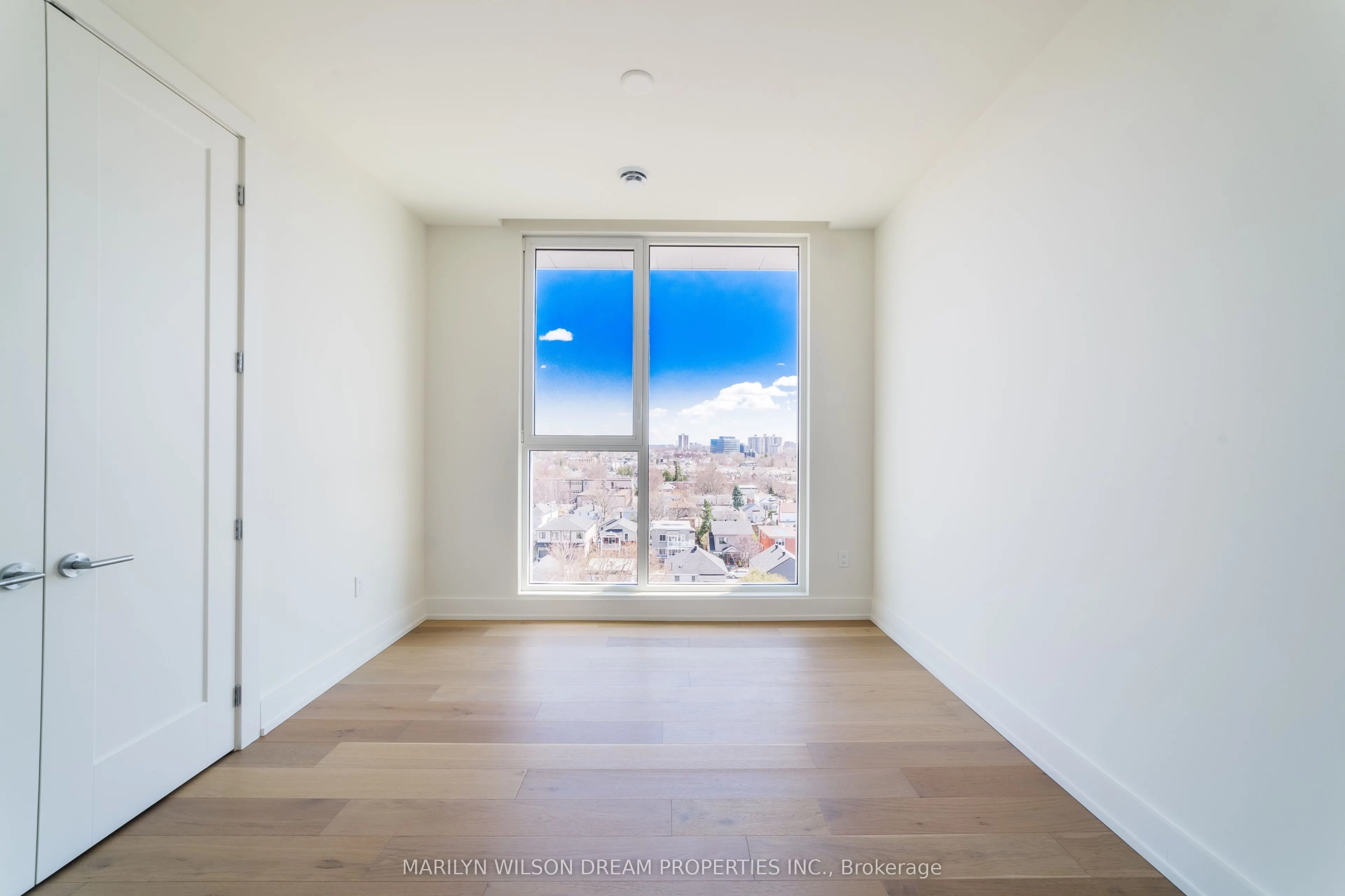 135 Barrette Street, #PH3