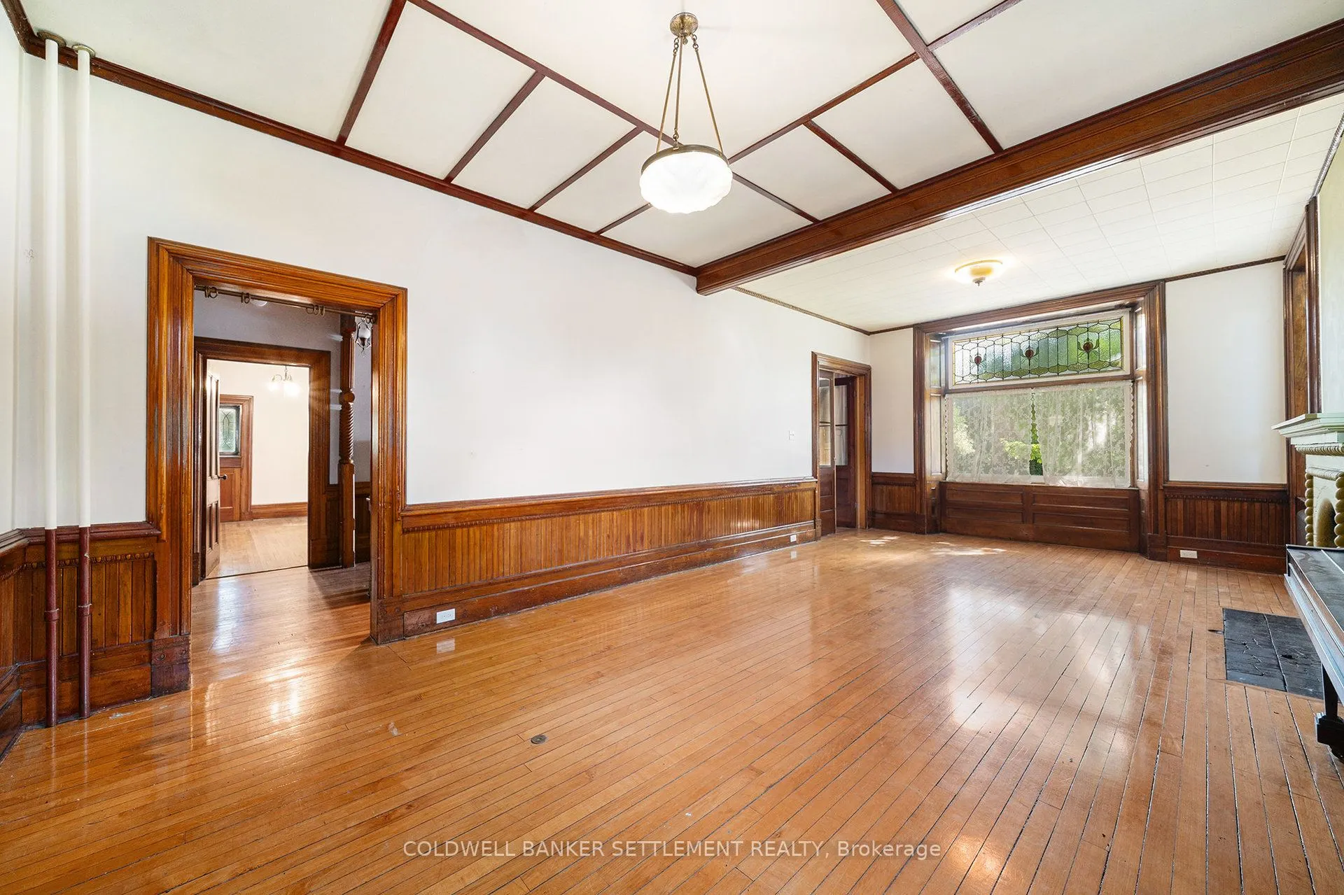 3 Drummond Street E