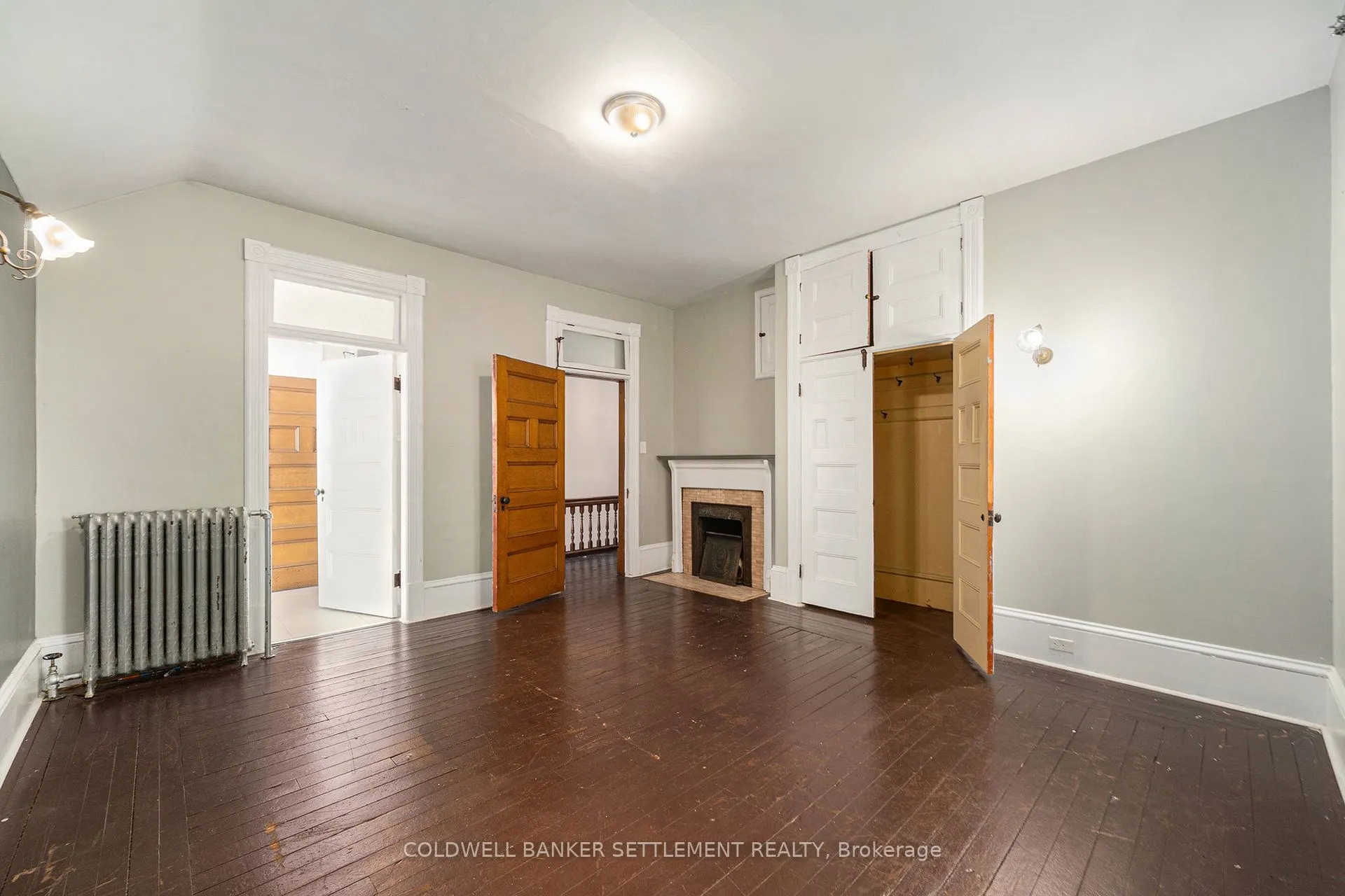 3 Drummond Street E
