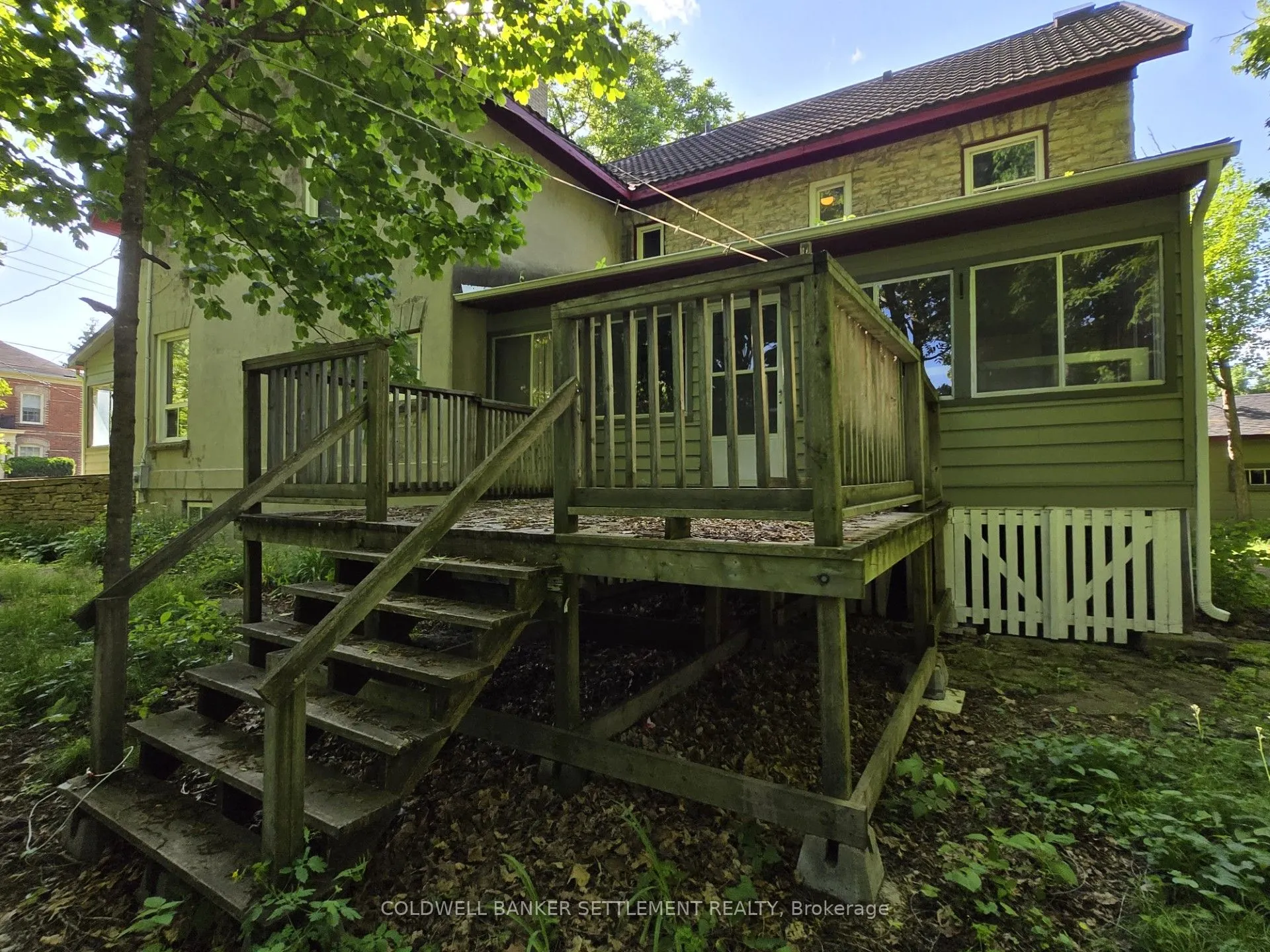 3 Drummond Street E