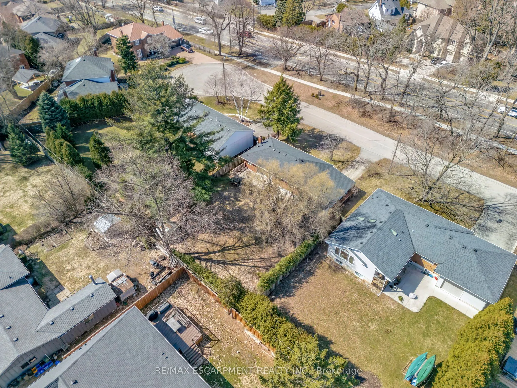 216 Sioux Road
