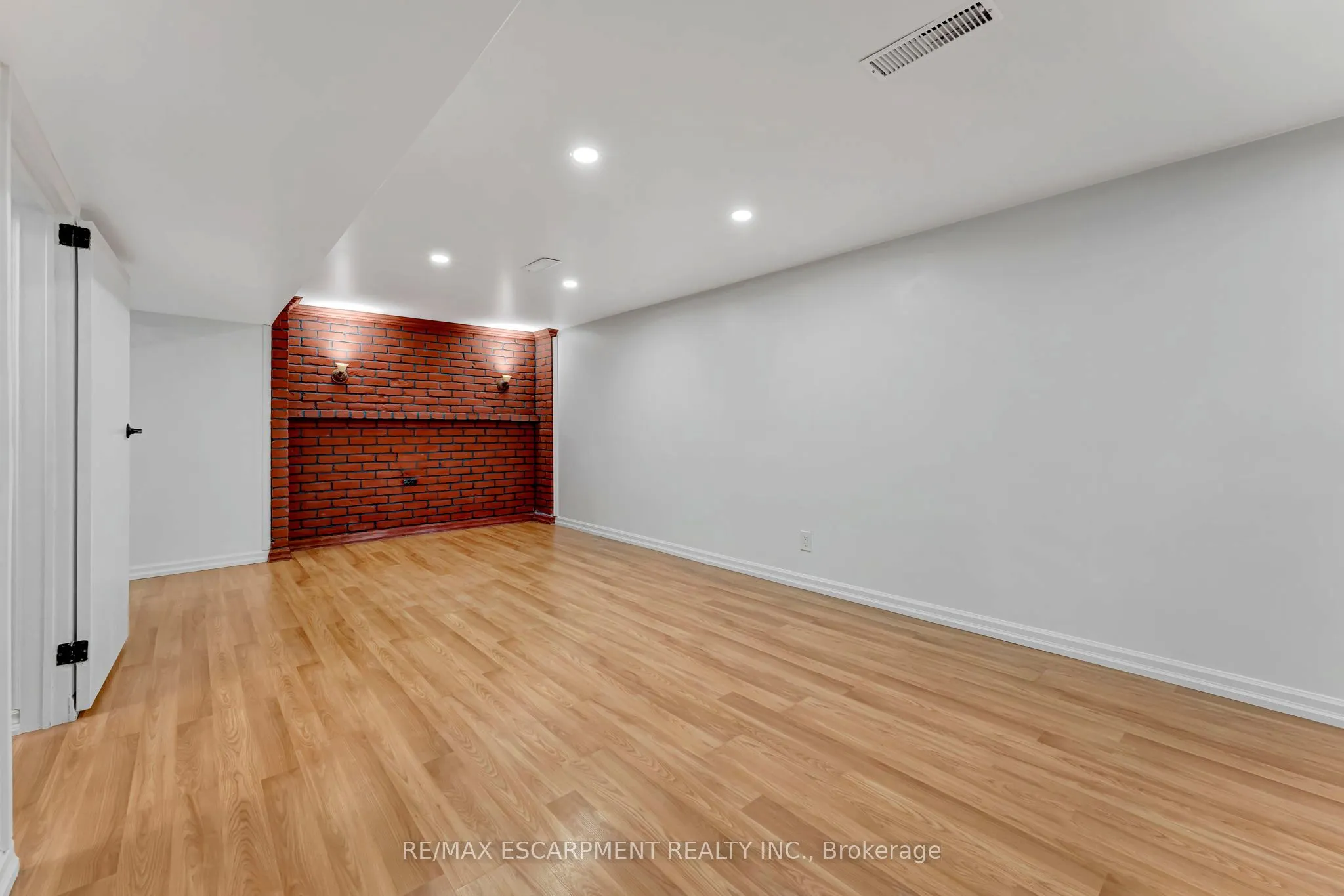 216 Sioux Road