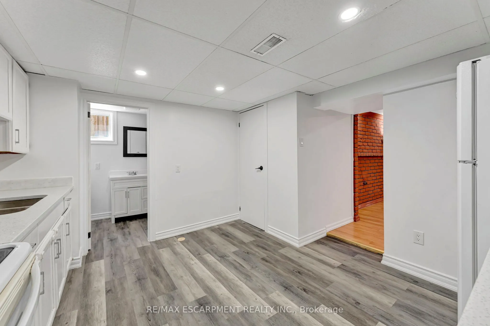 216 Sioux Road