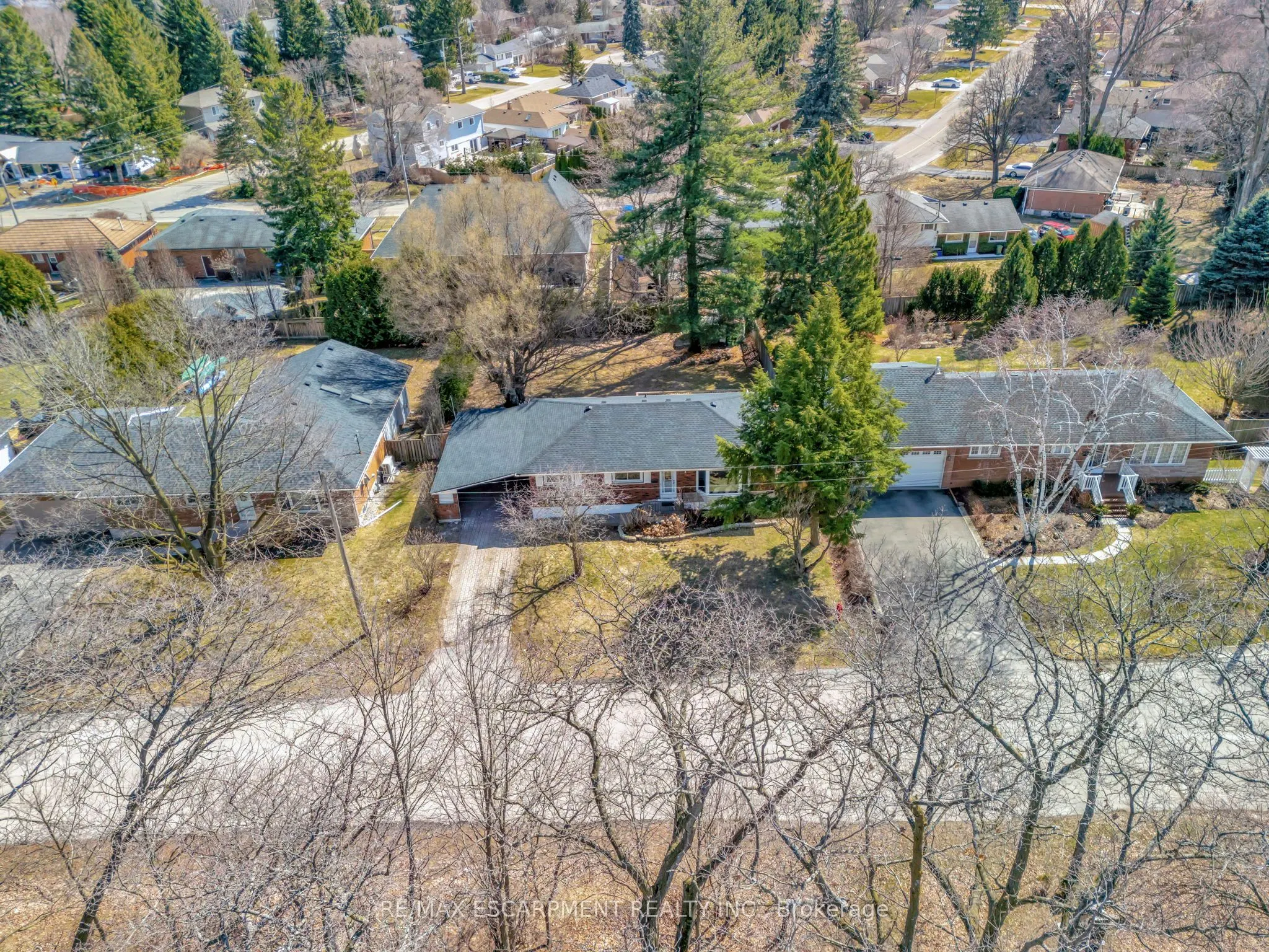 216 Sioux Road