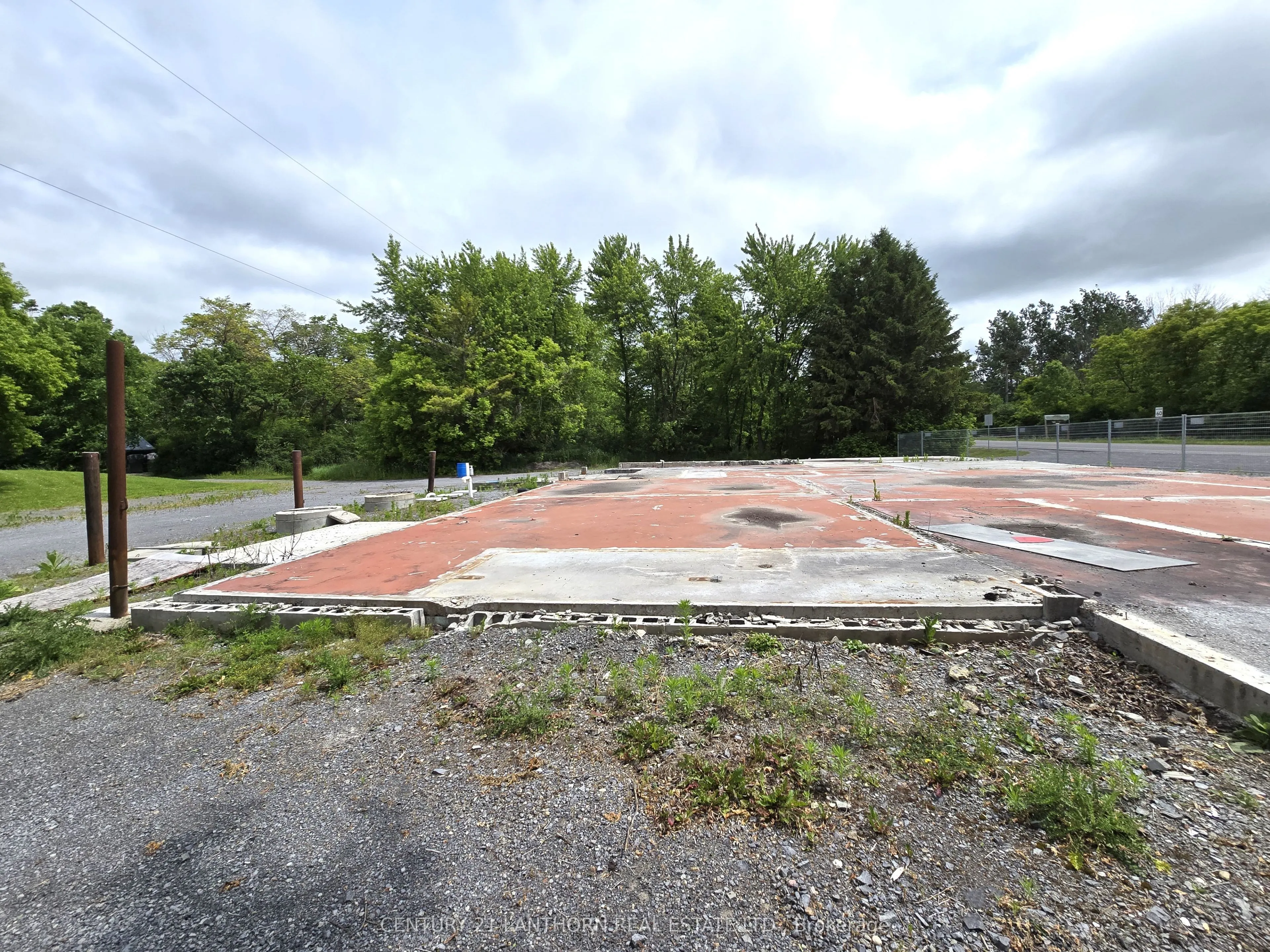 3987 County Road 1 East Road