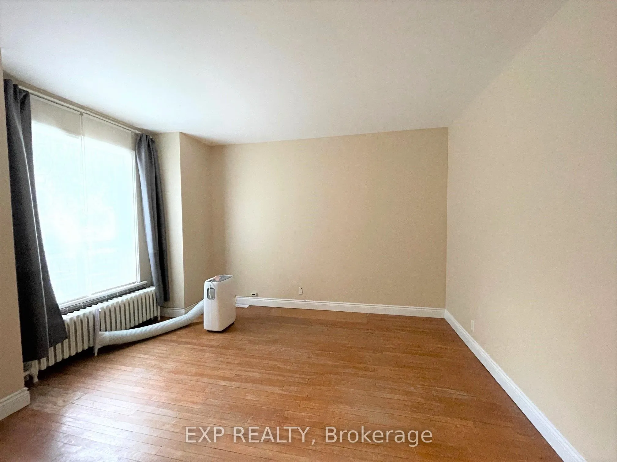 166 Stewart Street, #A