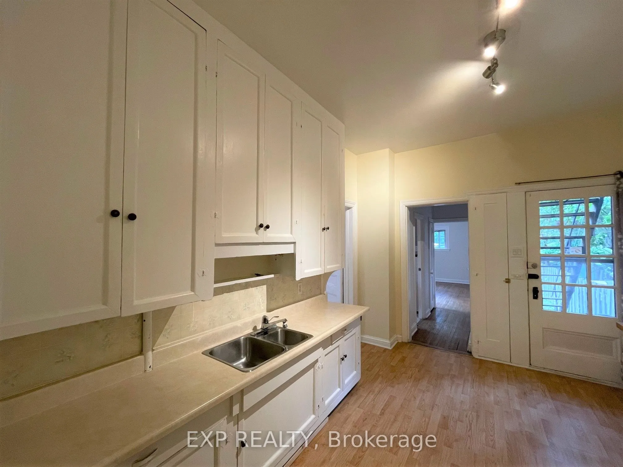 166 Stewart Street, #A