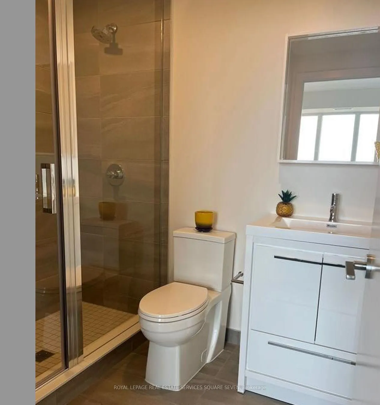 212 King William Street, #1301