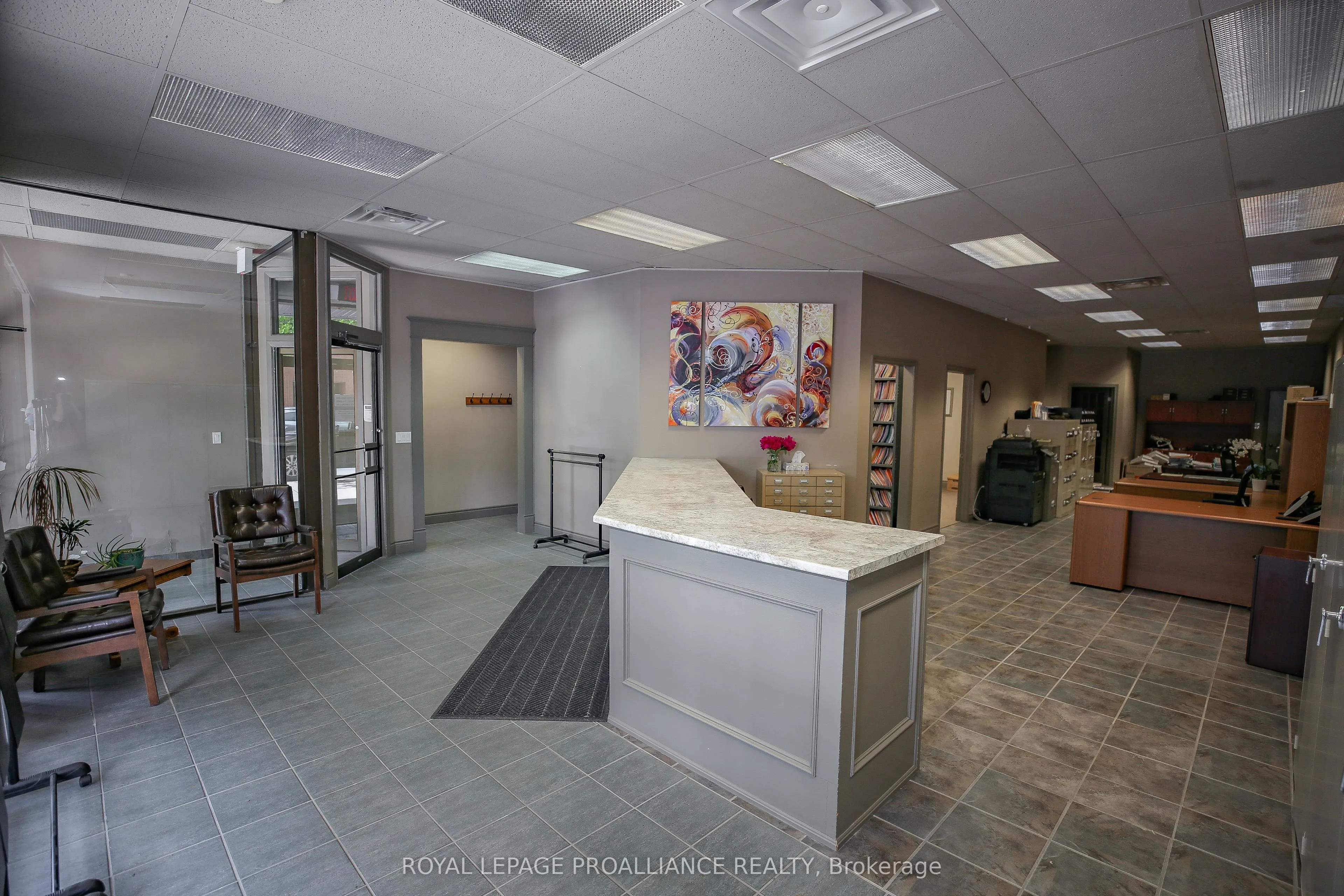 20 King Street W