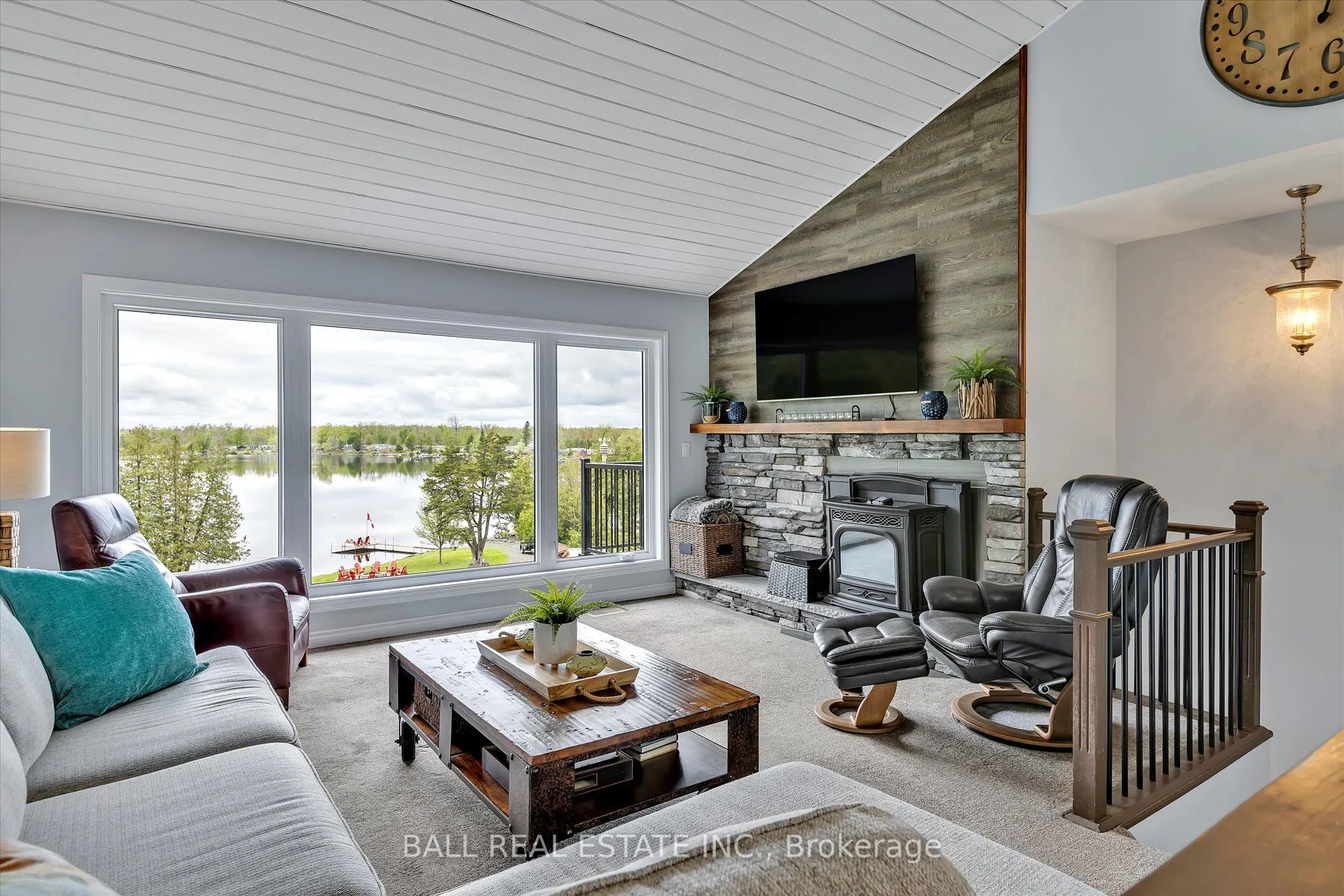 110 Lakeview Drive