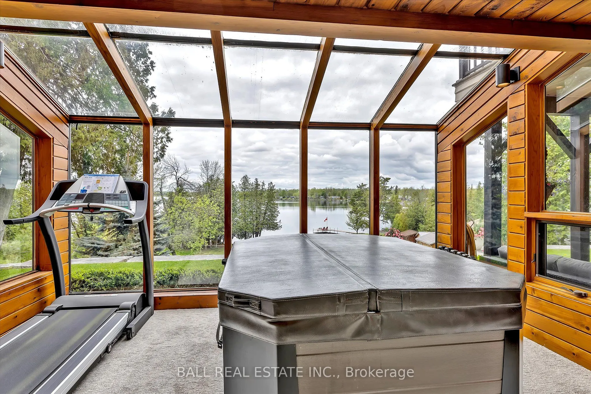 110 Lakeview Drive