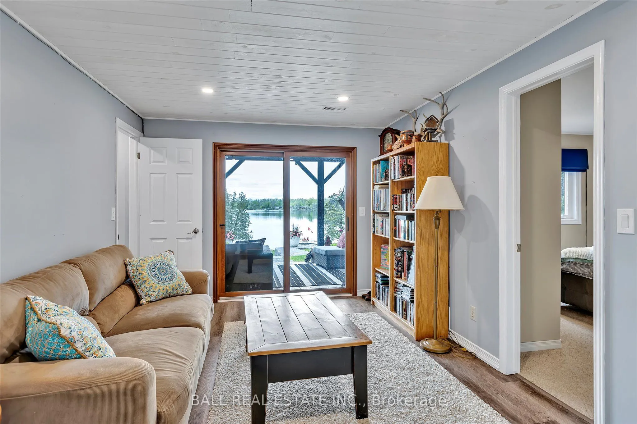110 Lakeview Drive