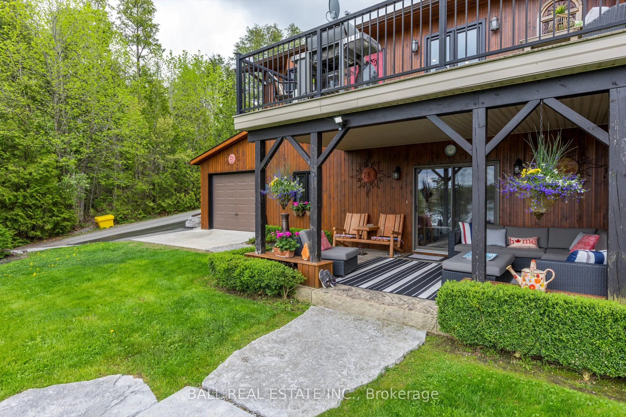 110 Lakeview Drive