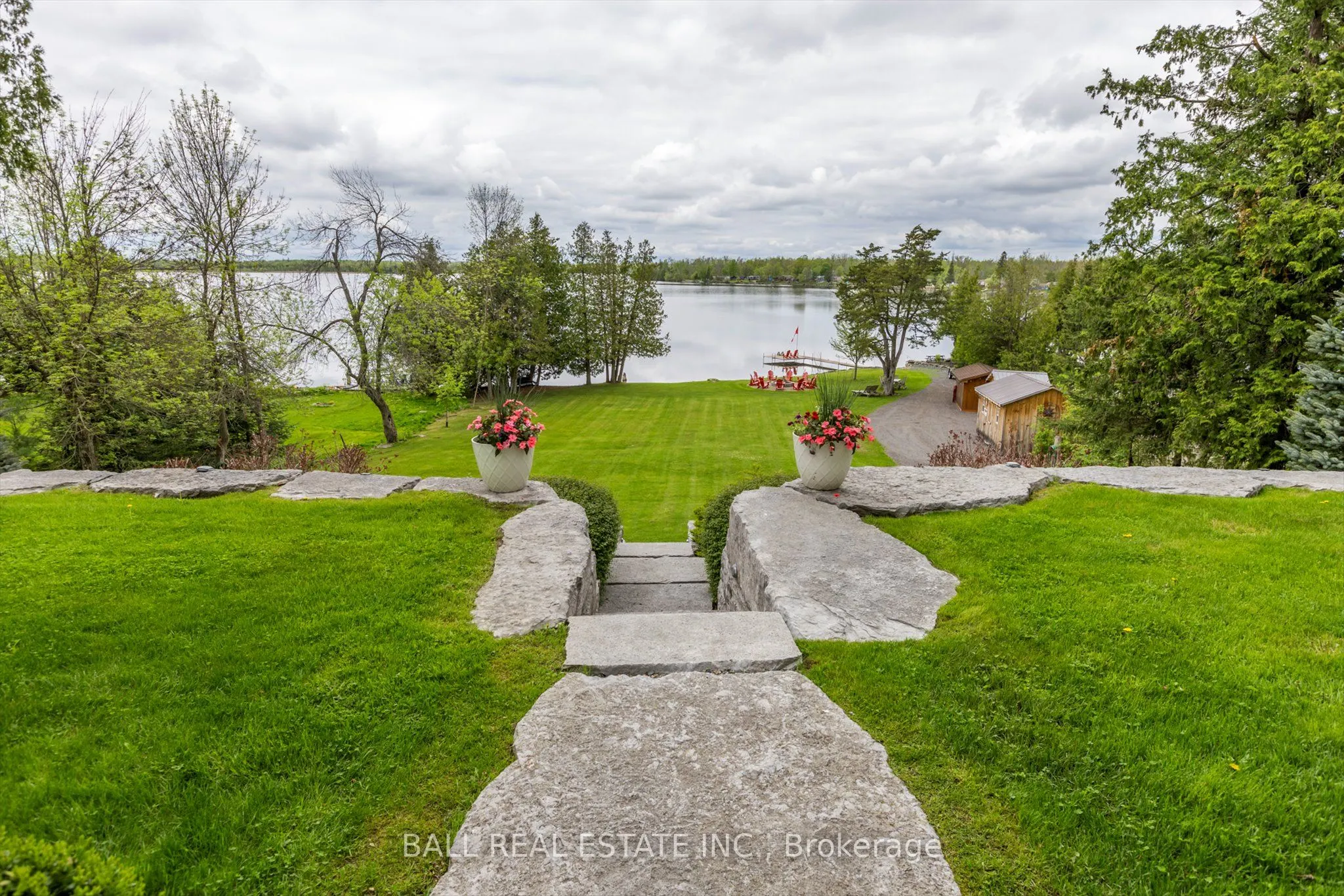 110 Lakeview Drive
