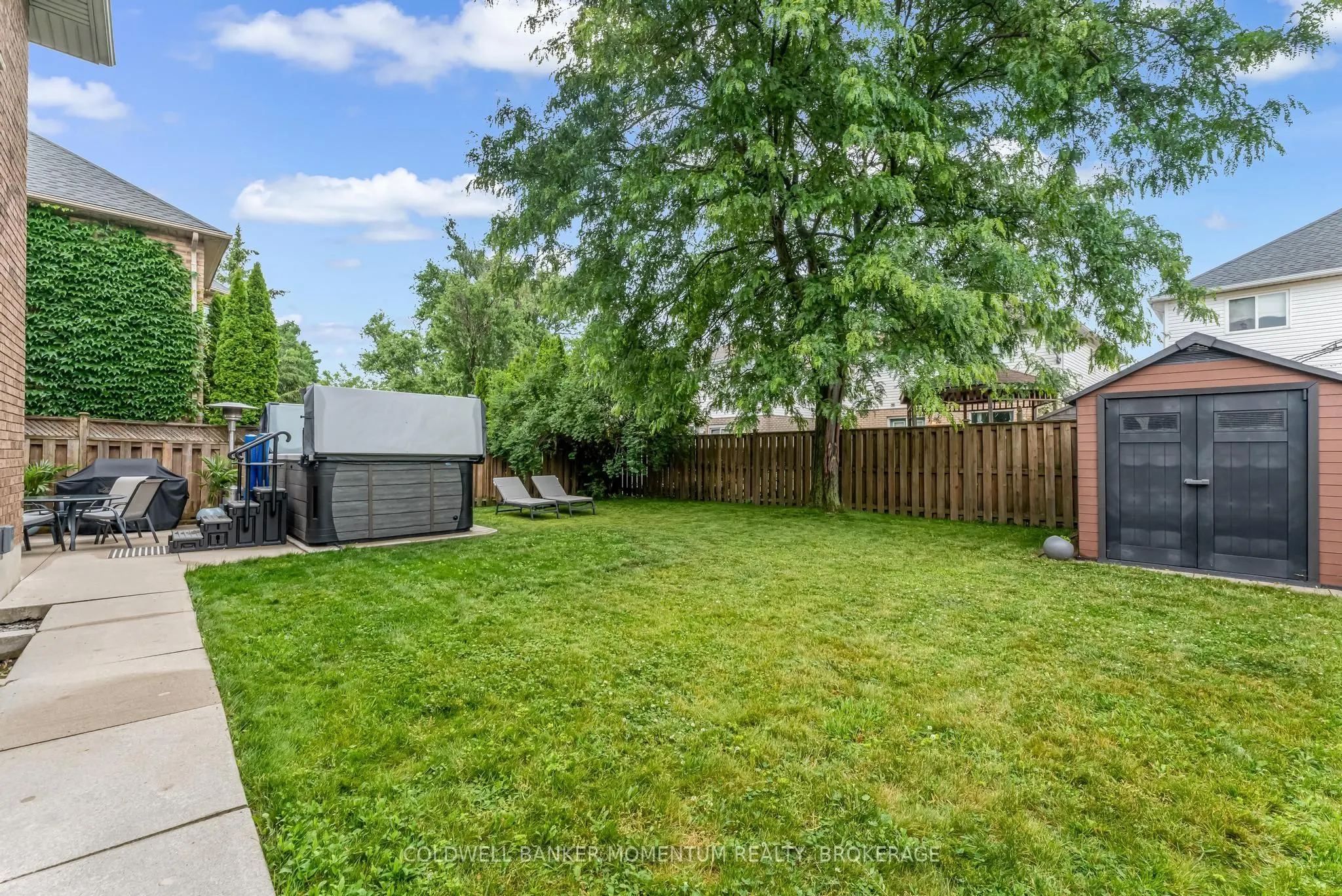 163 Crysler Crescent