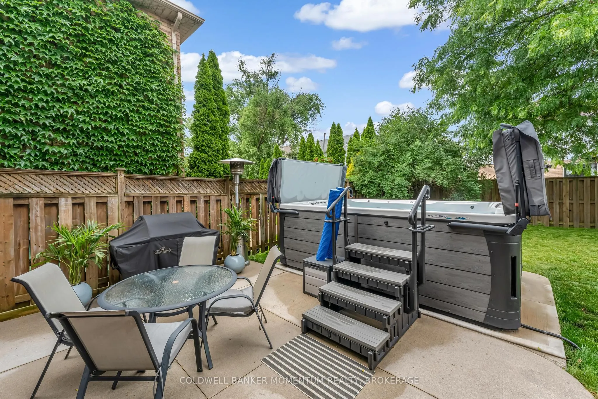 163 Crysler Crescent