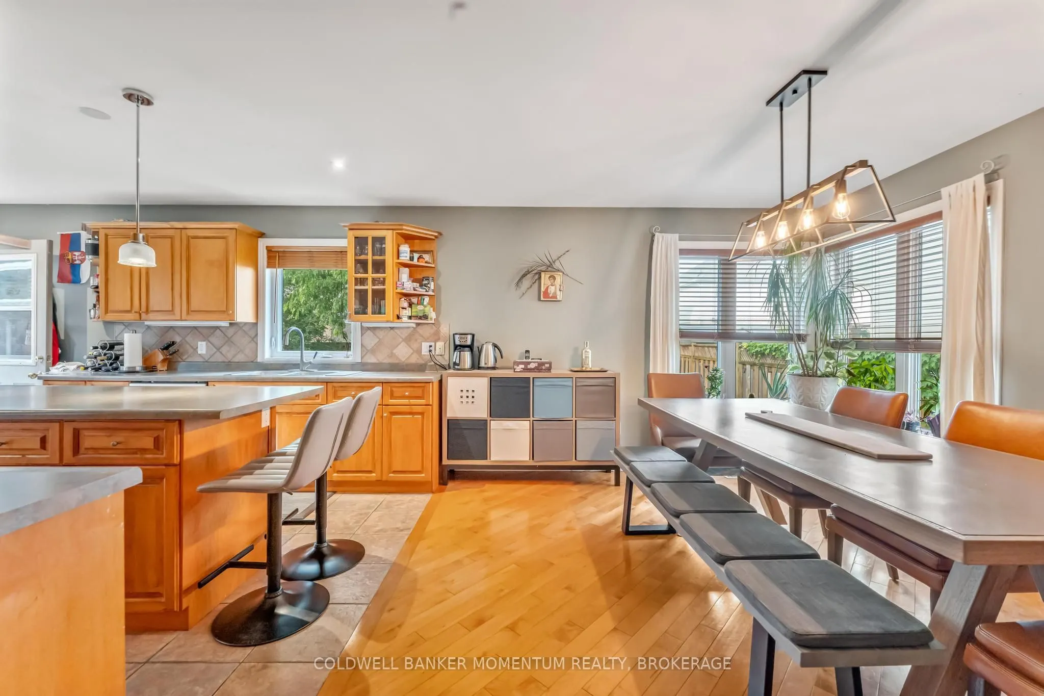 163 Crysler Crescent