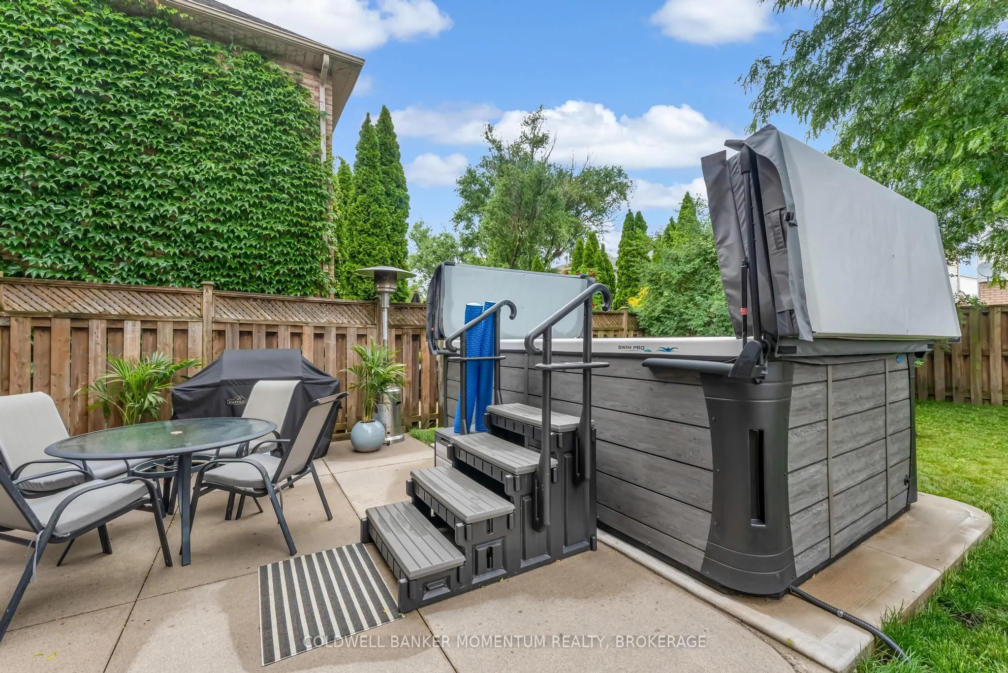 163 Crysler Crescent